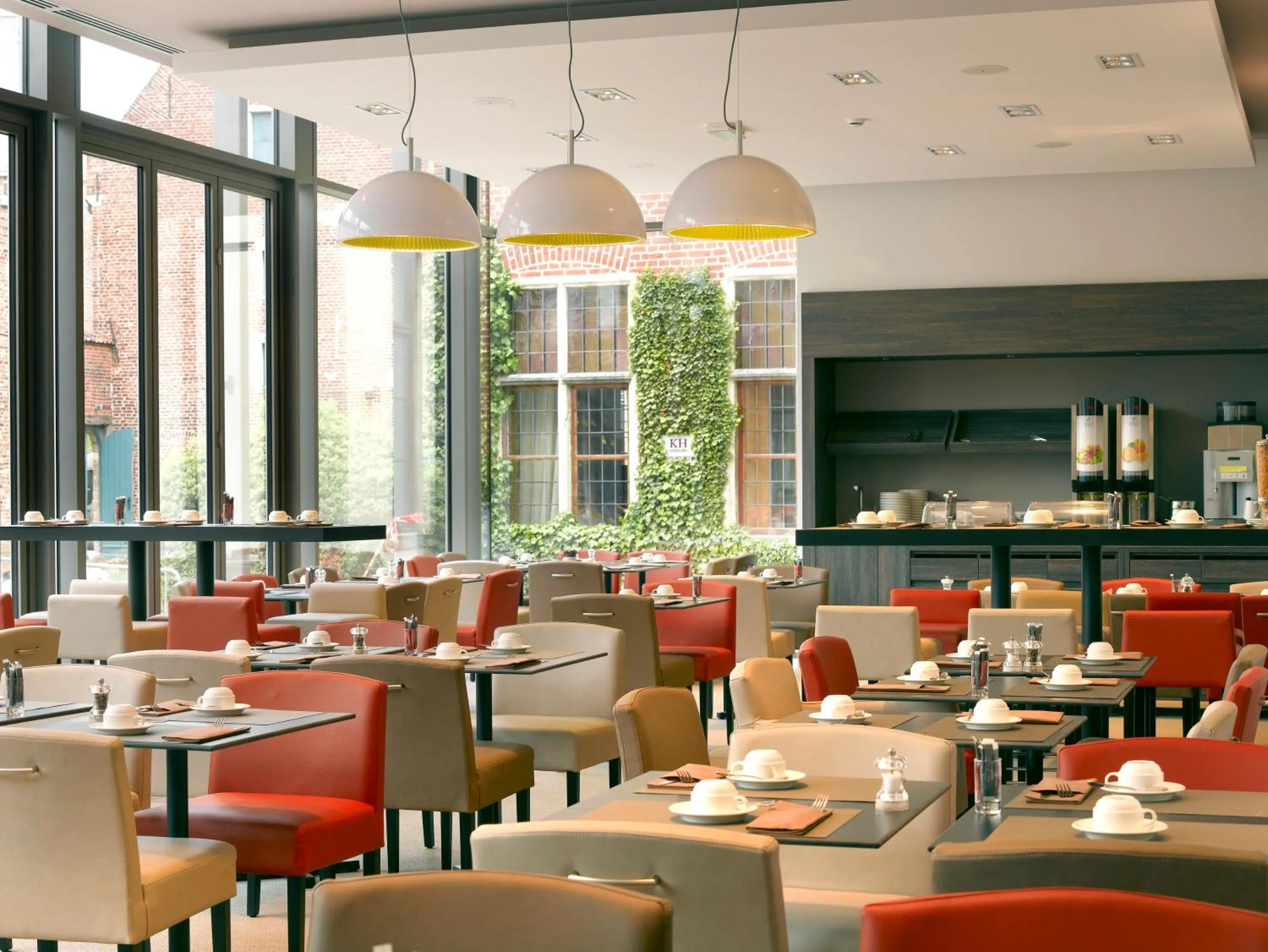 Restaurant/places to eat in Martin's Klooster