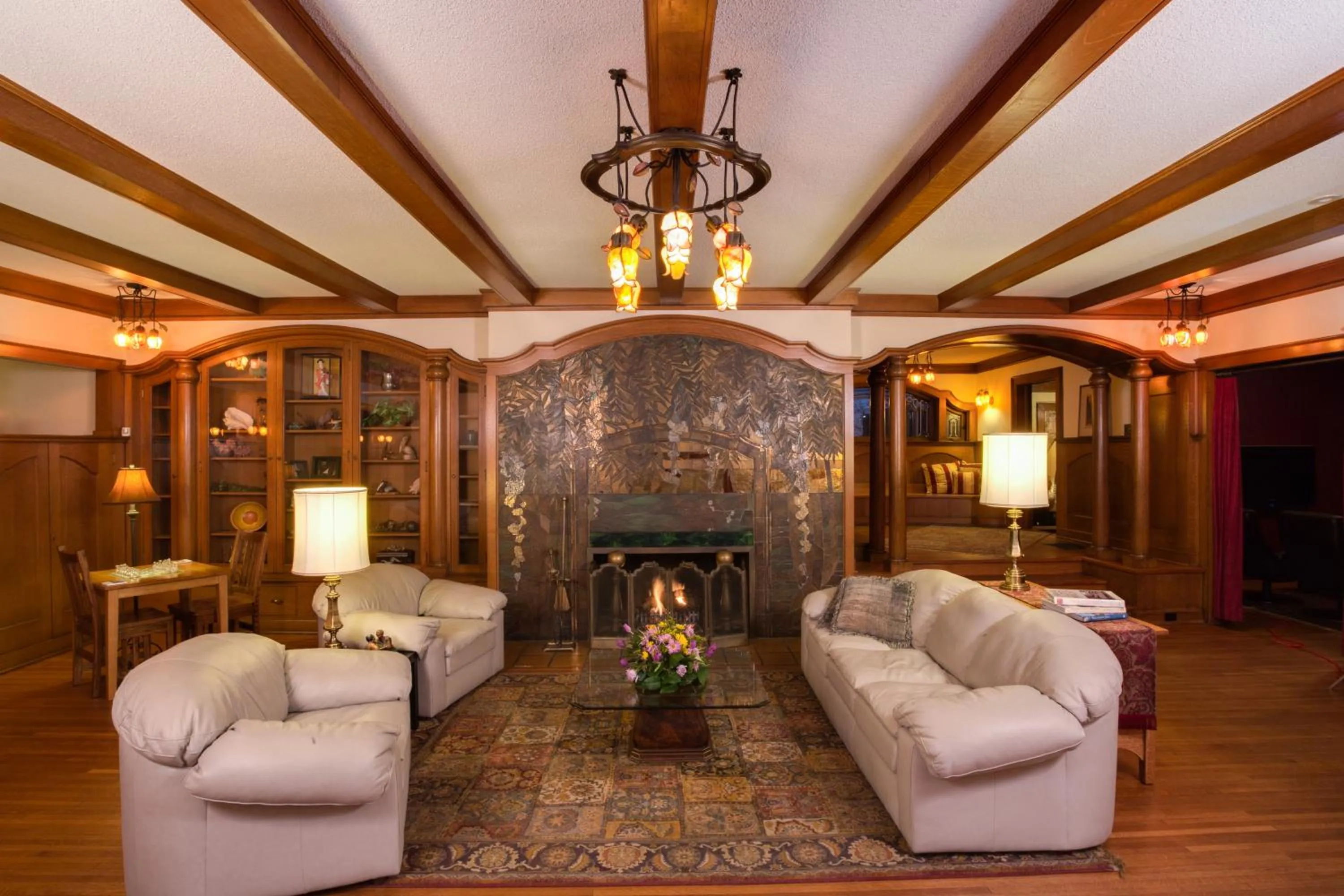 Living room in Stewart Inn