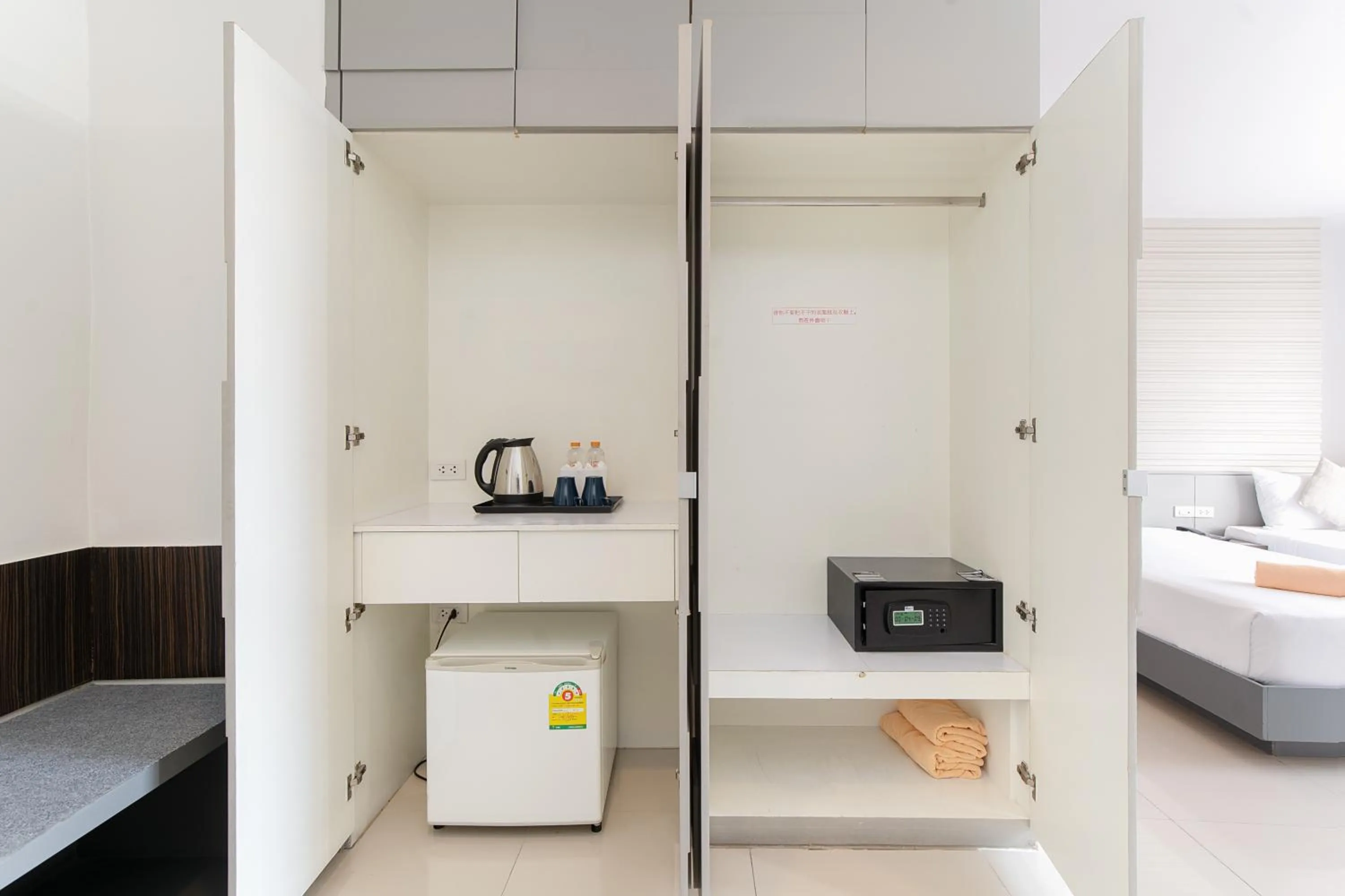 Bed in Leenova Hotel