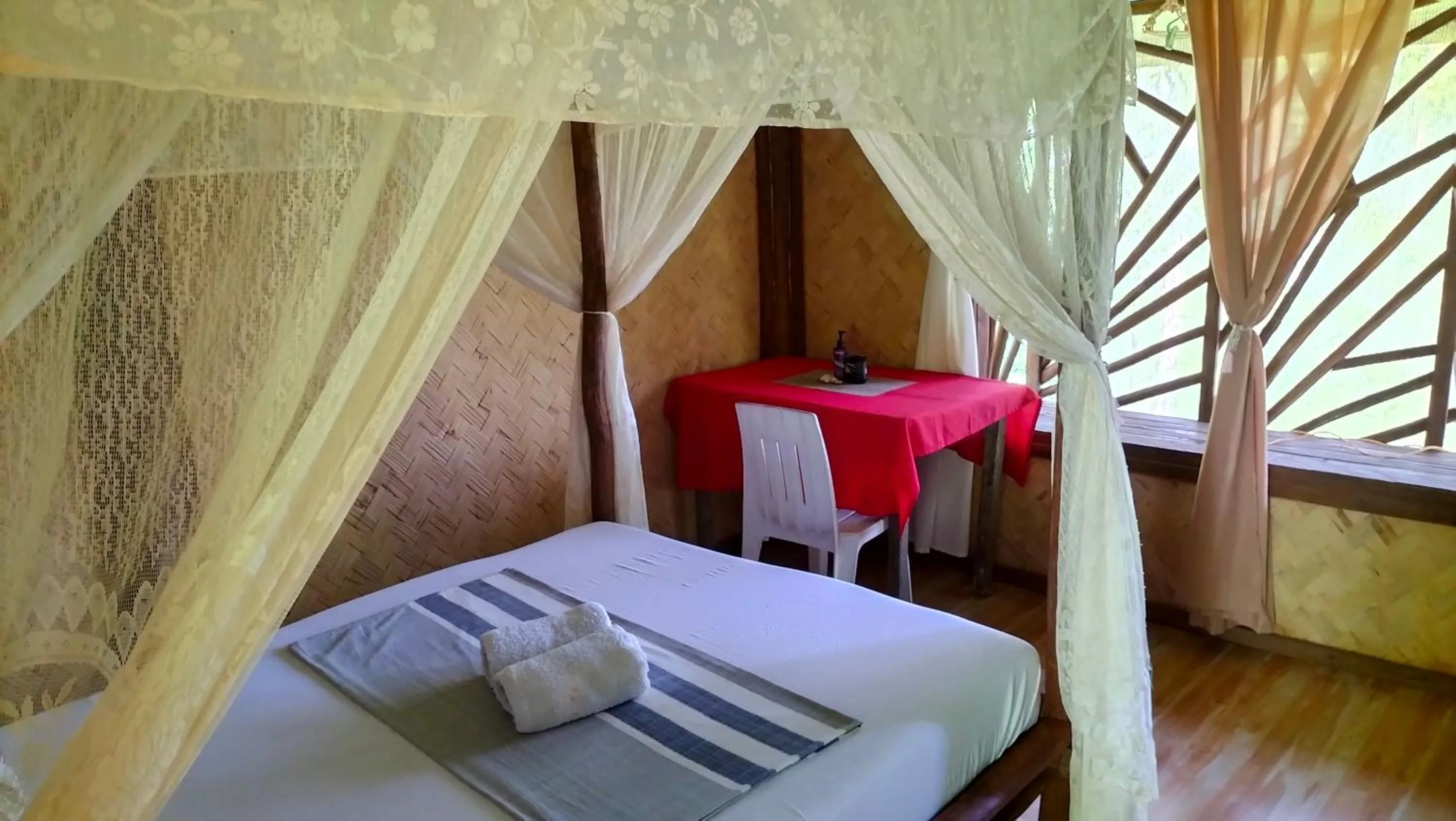 Bed in Erlittop Nature Lodge