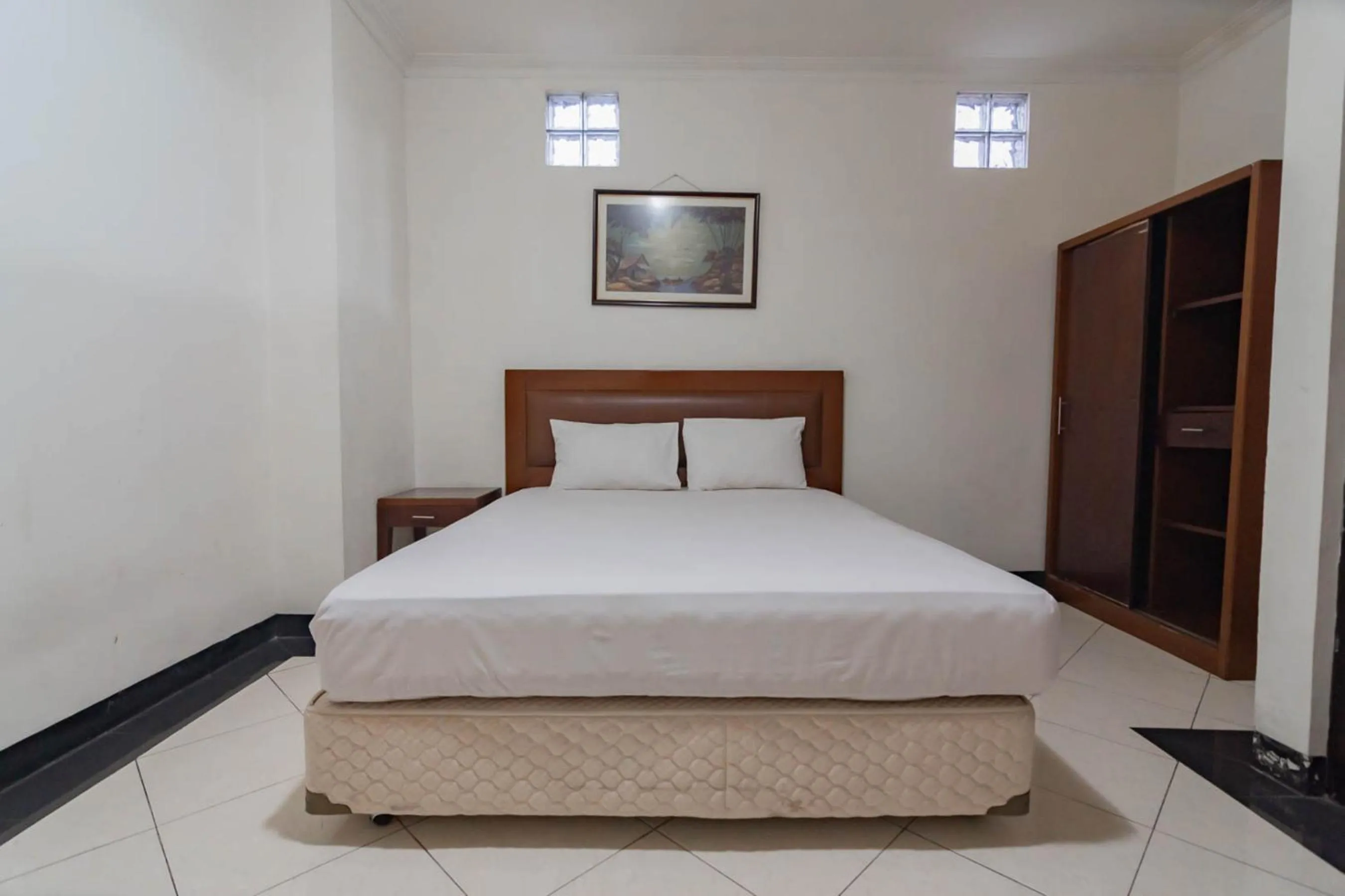 Bedroom, Bed in RedDoorz Plus at Buah Batu