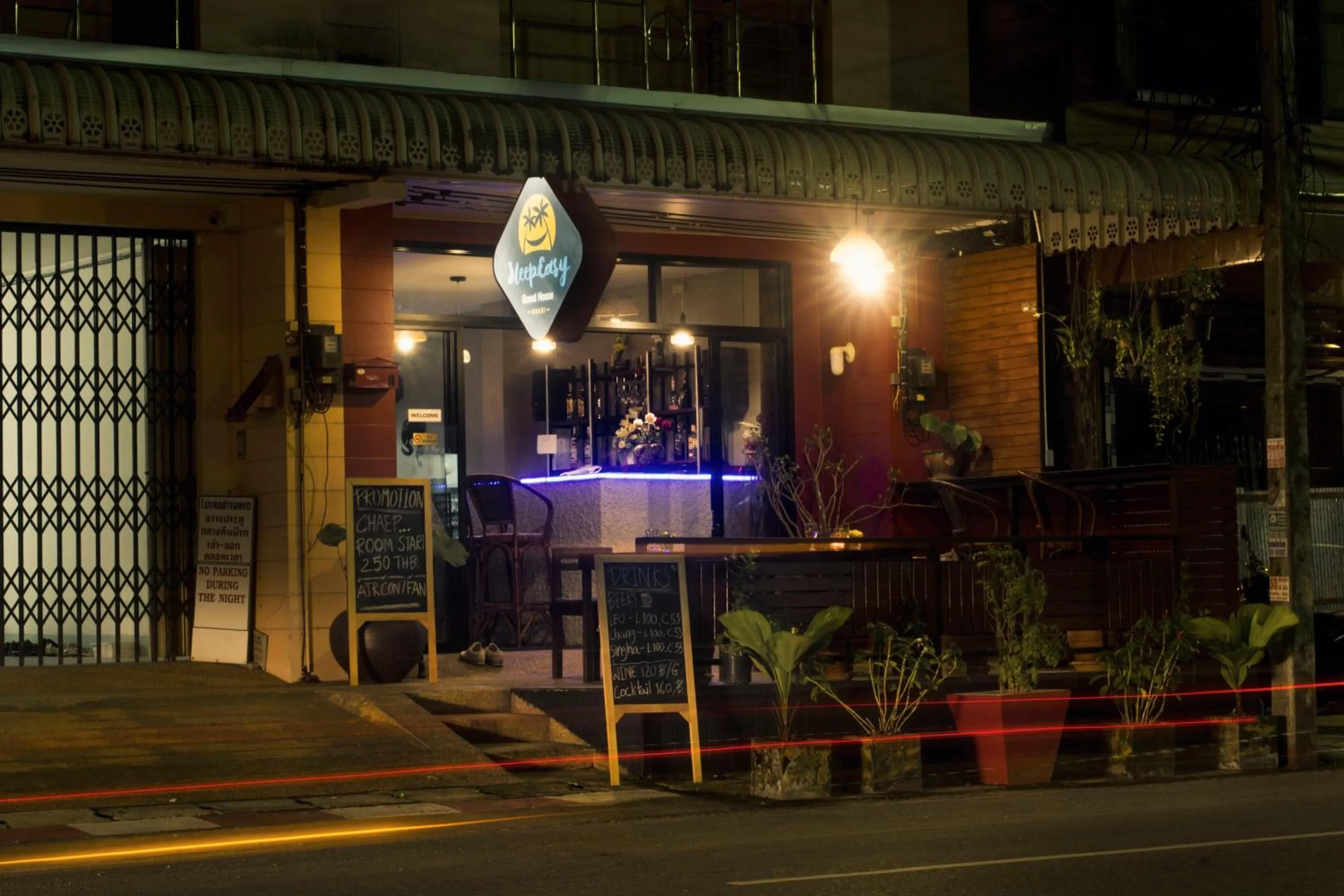 Property building in Sleep Easy Krabi Guest House