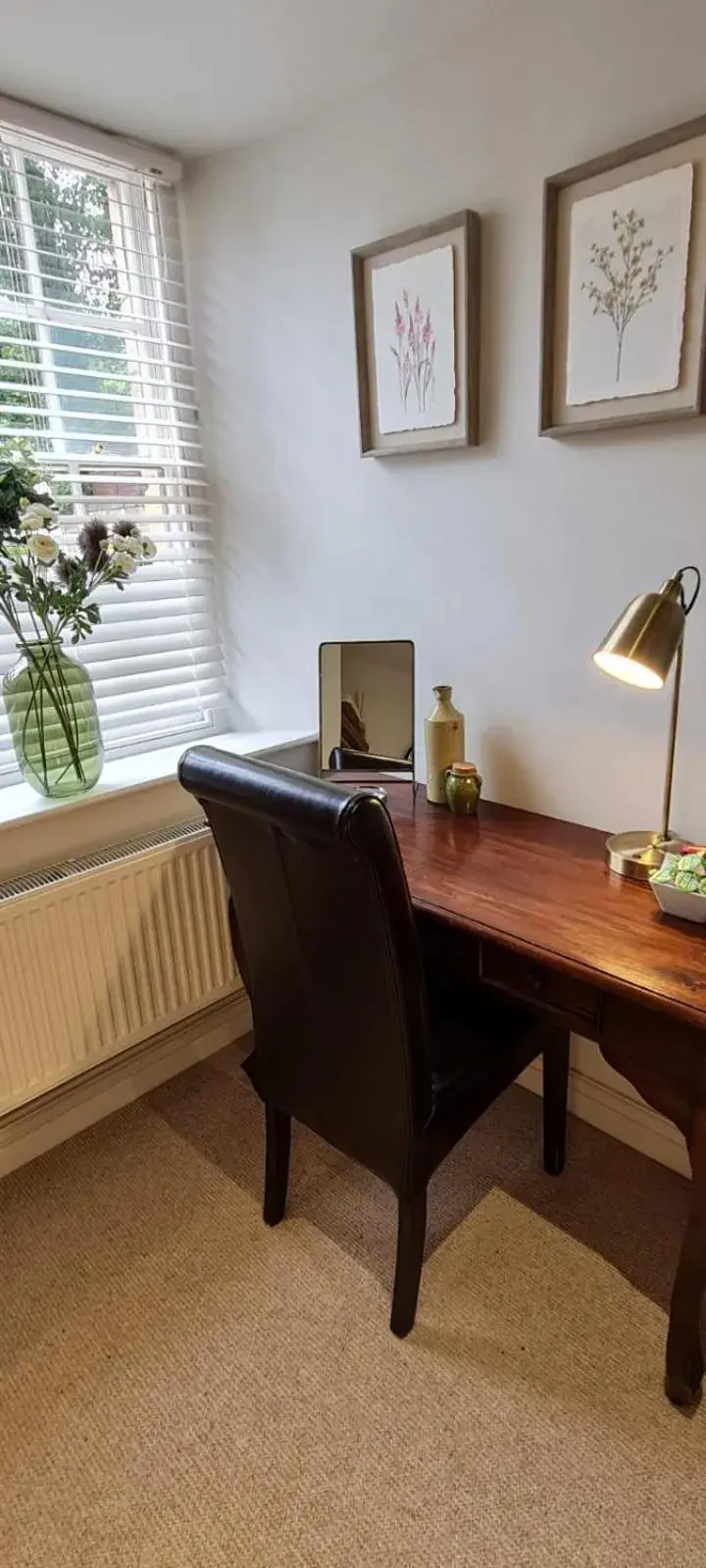 Deluxe King Room in The Family Tree Deluxe King Room in The Family Tree