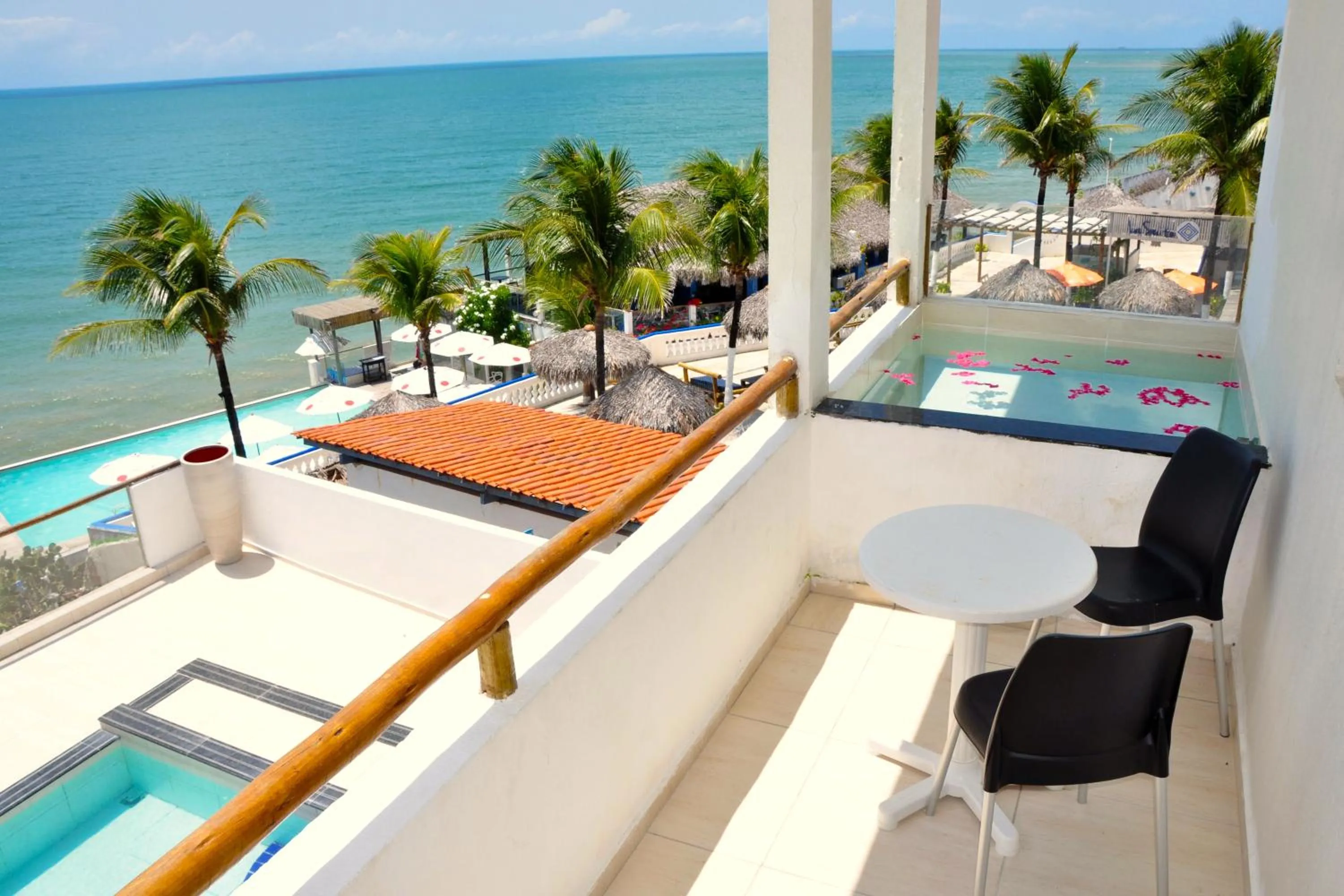 Balcony/Terrace in La Suite Praia Hotel