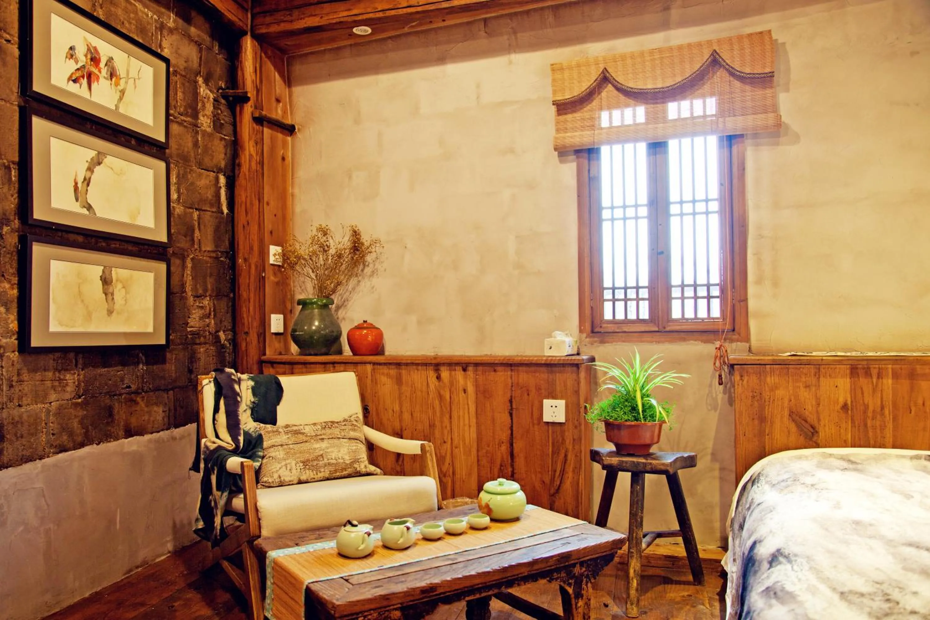 Coffee/tea facilities in WuYuan QiYe YanXiang Guesthouse