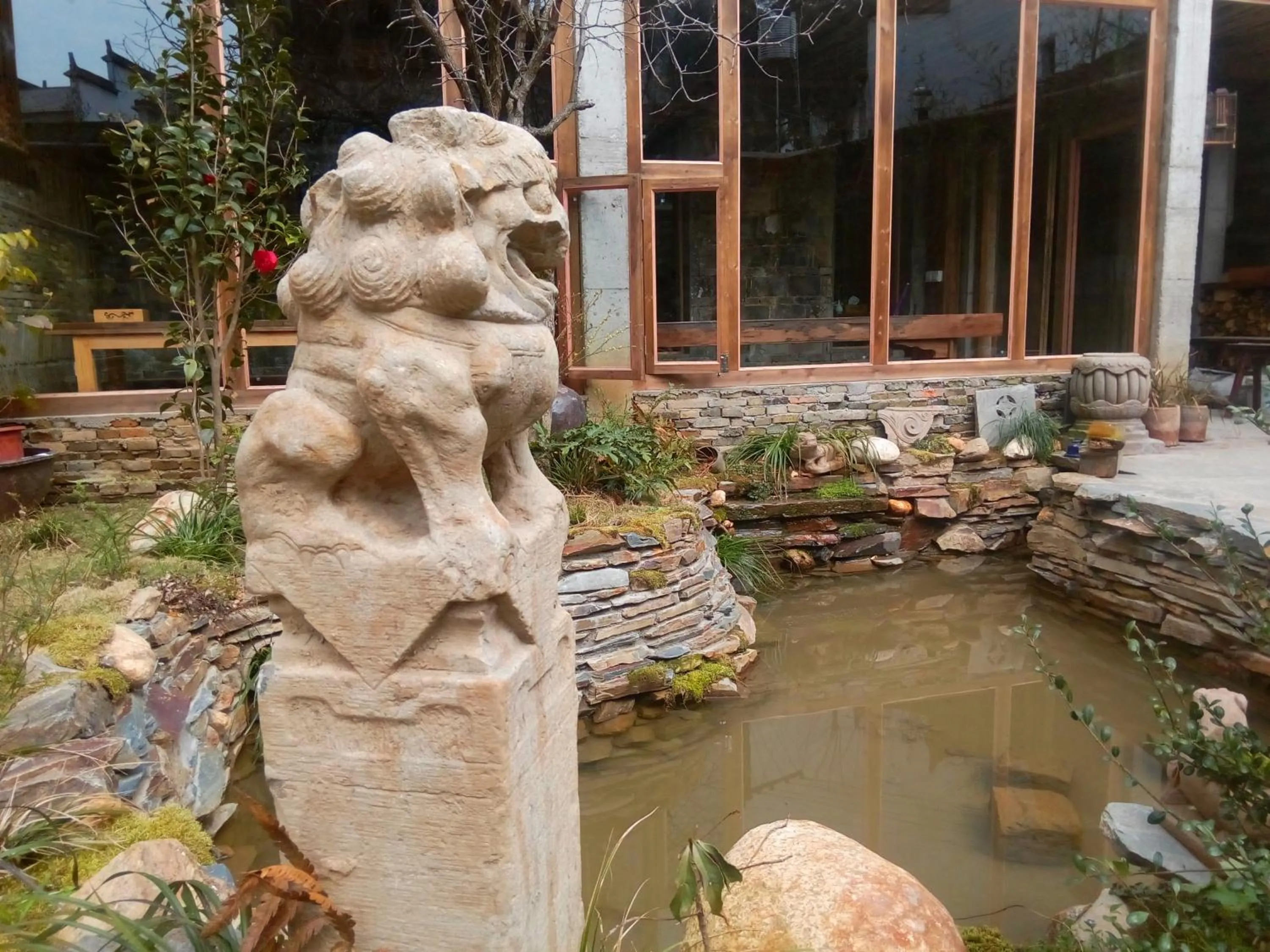 Garden in WuYuan QiYe YanXiang Guesthouse