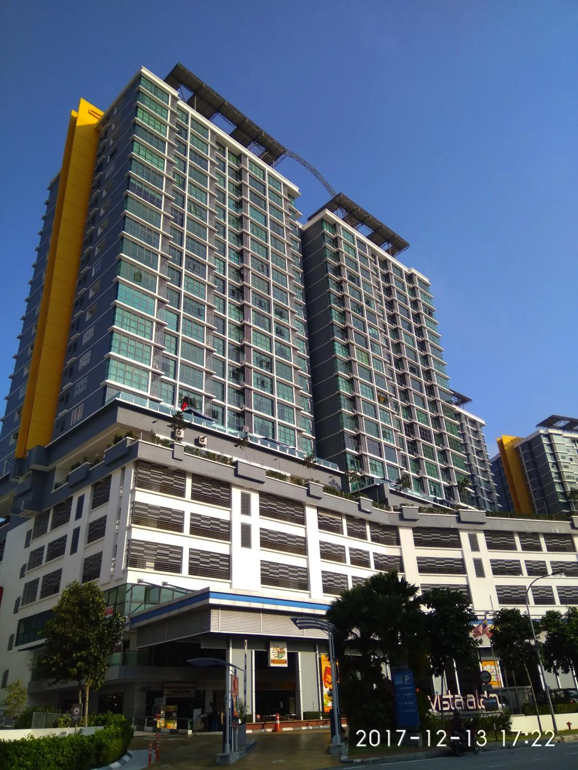 Facade/entrance in Shah Suites Vista Alam