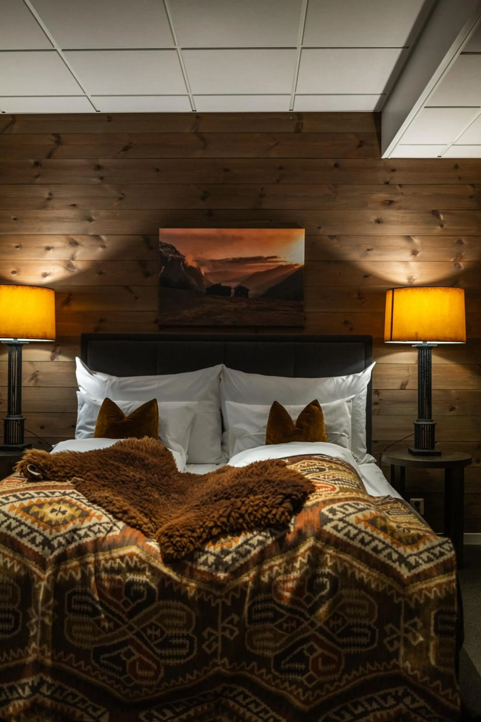 Bed in Blåtind Boutique Hotel