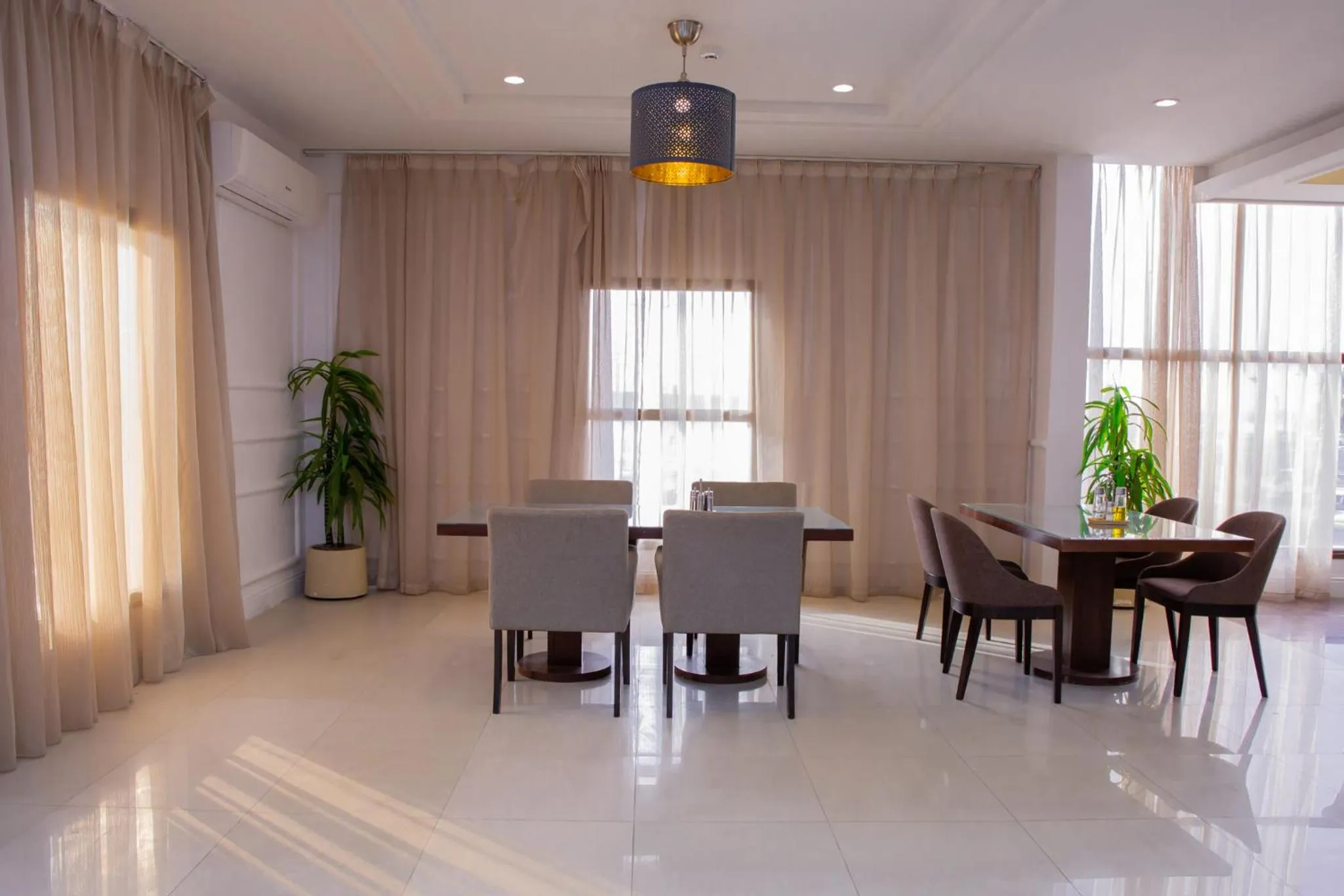 Triple Tree Serviced Units