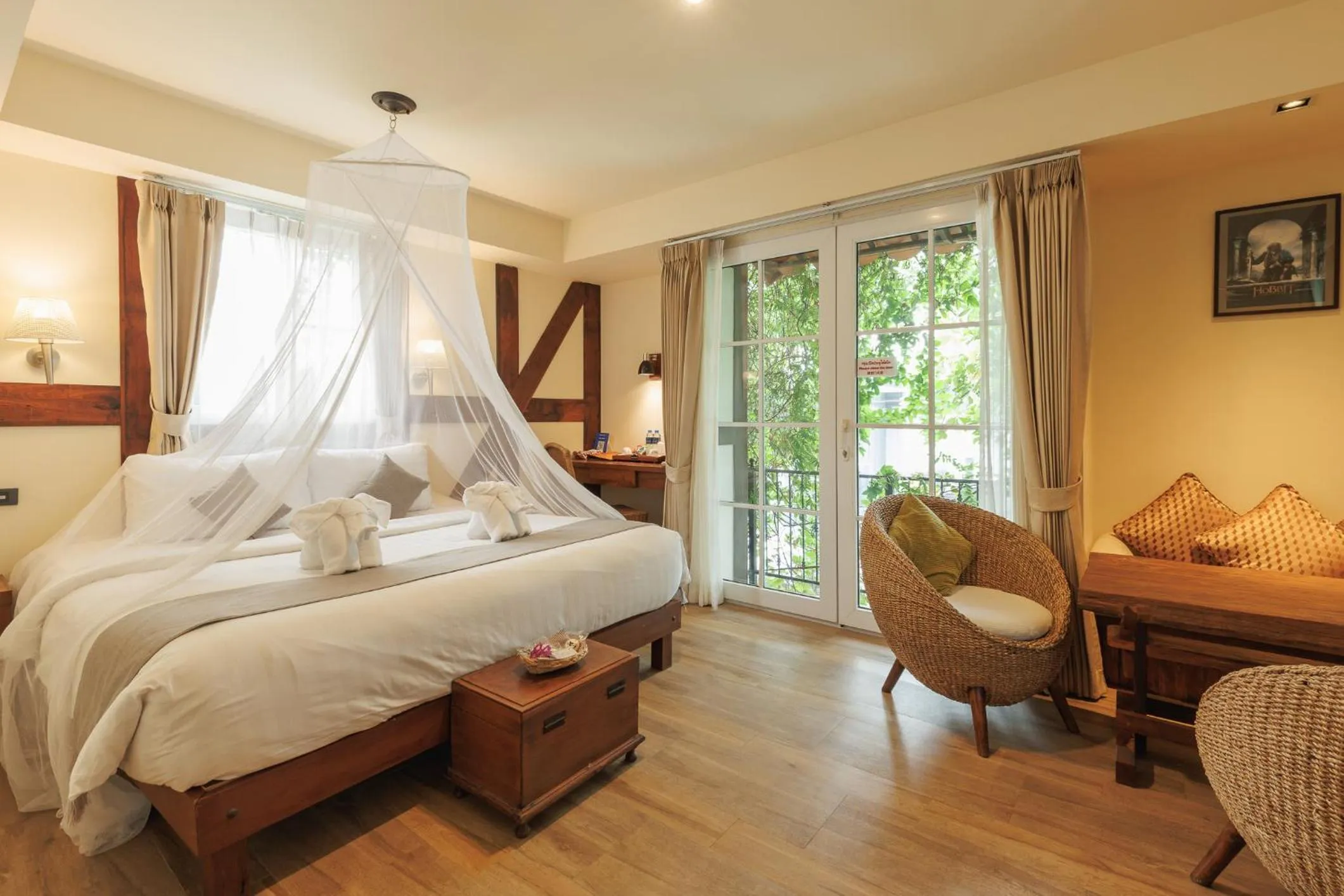 Bedroom, Bed in Le Charcoa Hotel