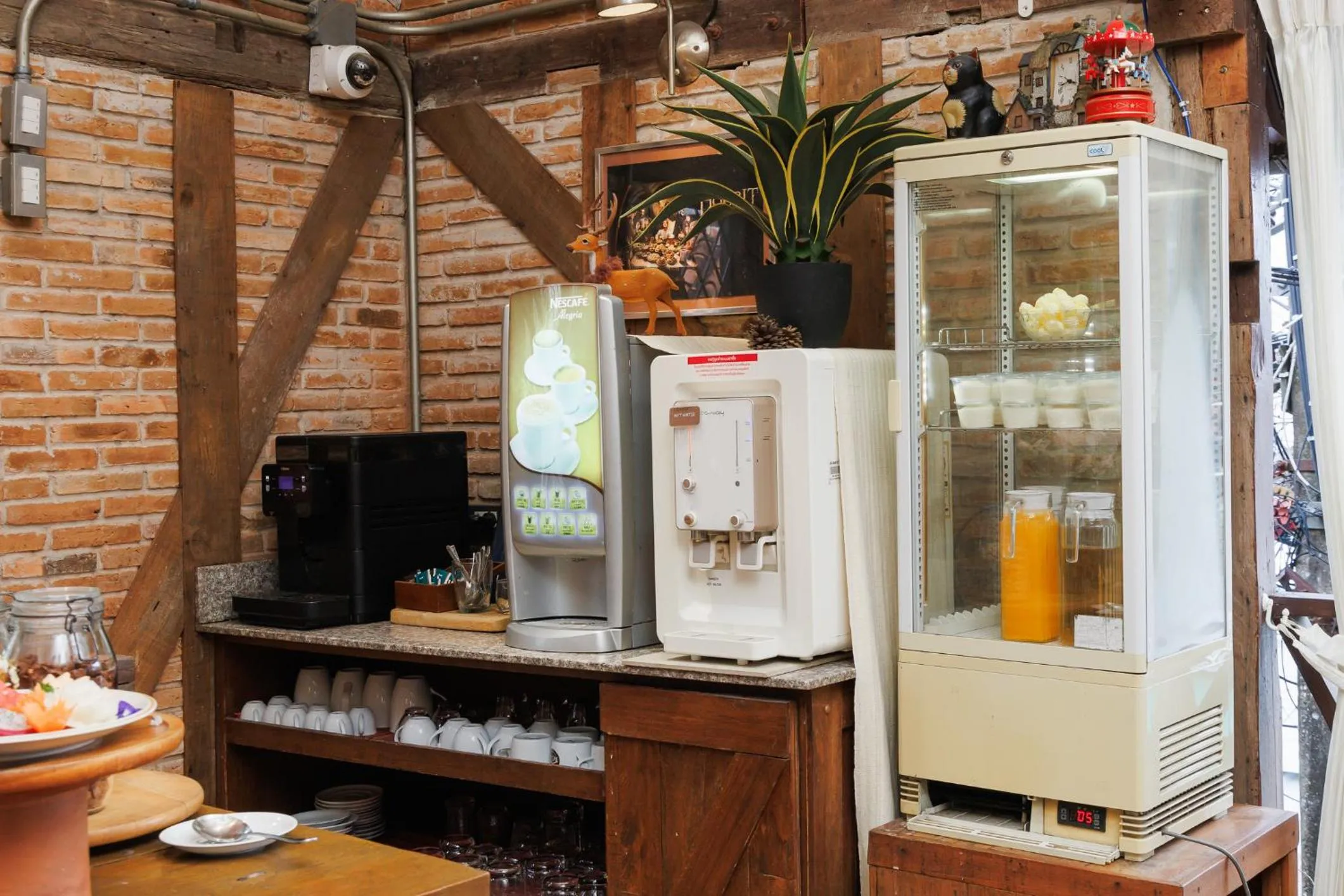 Breakfast in Le Charcoa Hotel