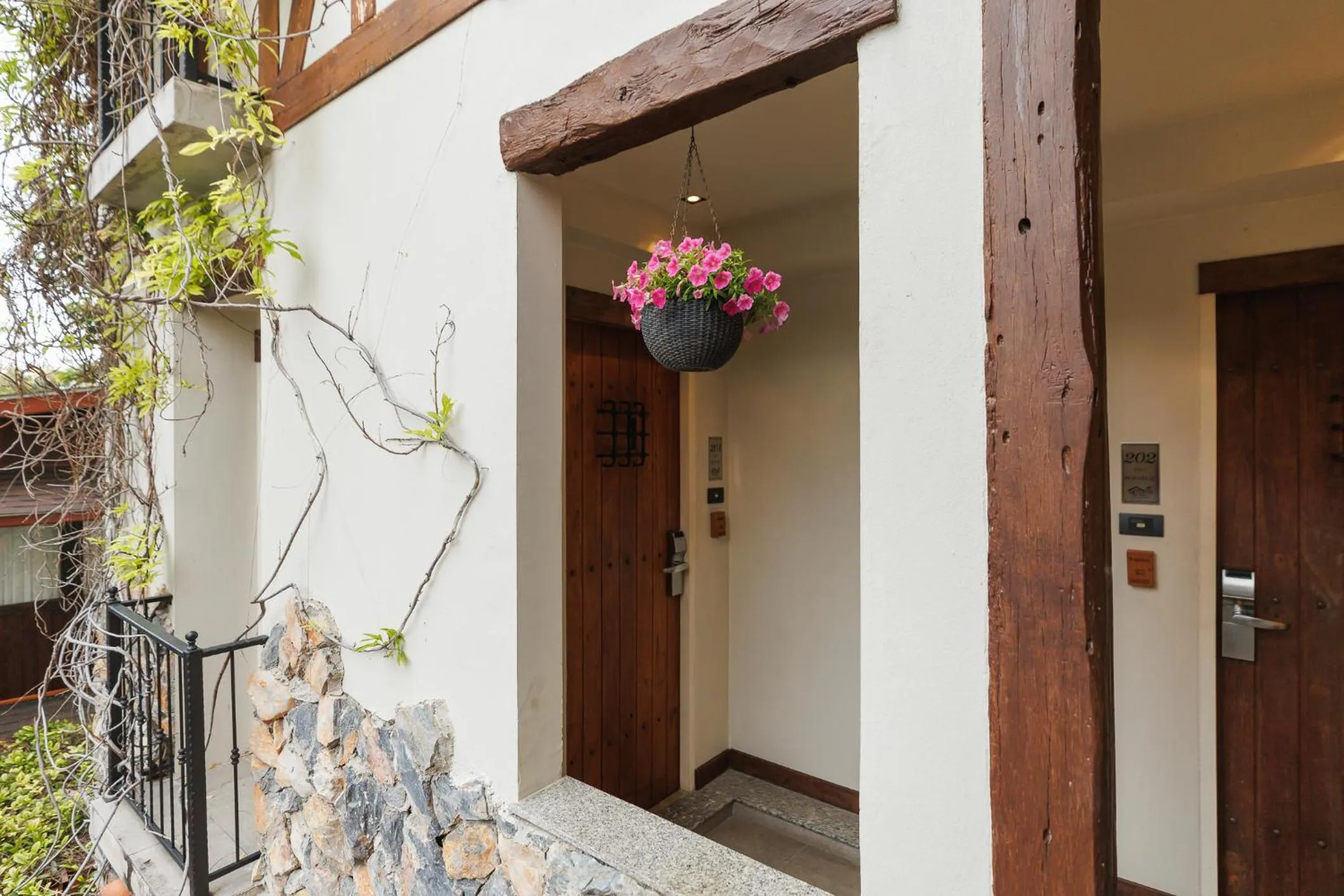 Property building in Le Charcoa Hotel