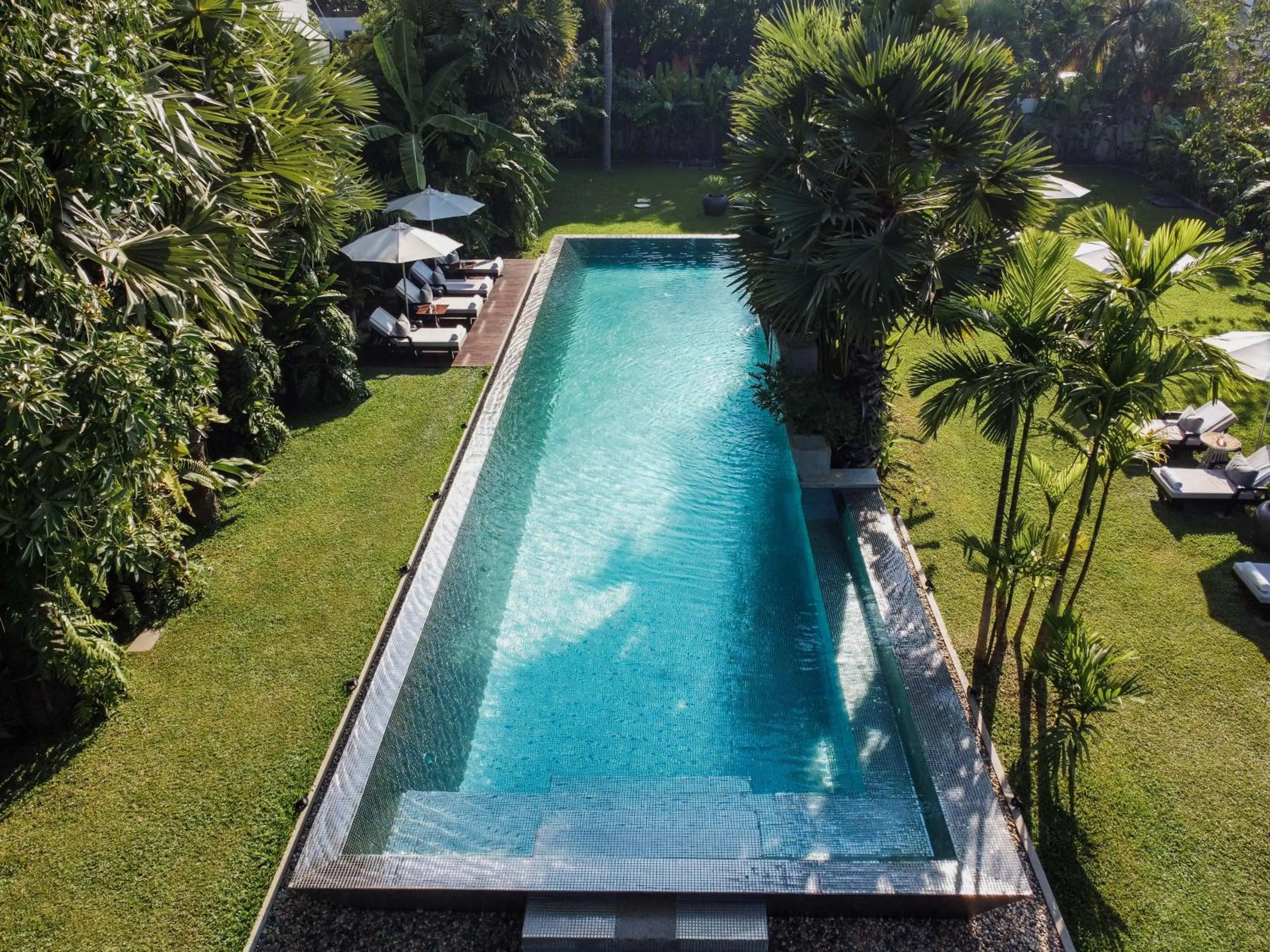 Swimming pool in Jaya House River Park Hotel