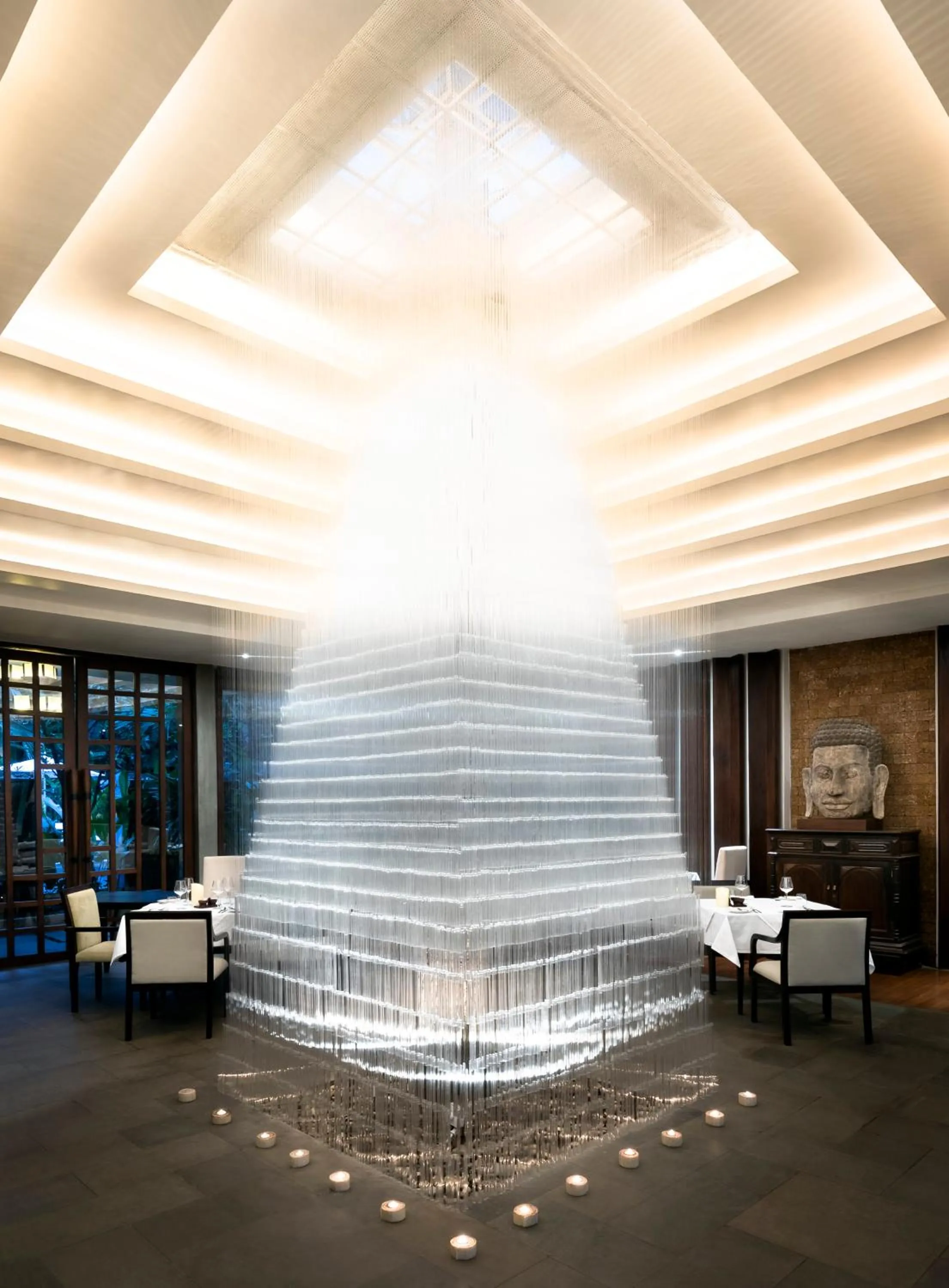 Restaurant/places to eat in Jaya House River Park Hotel