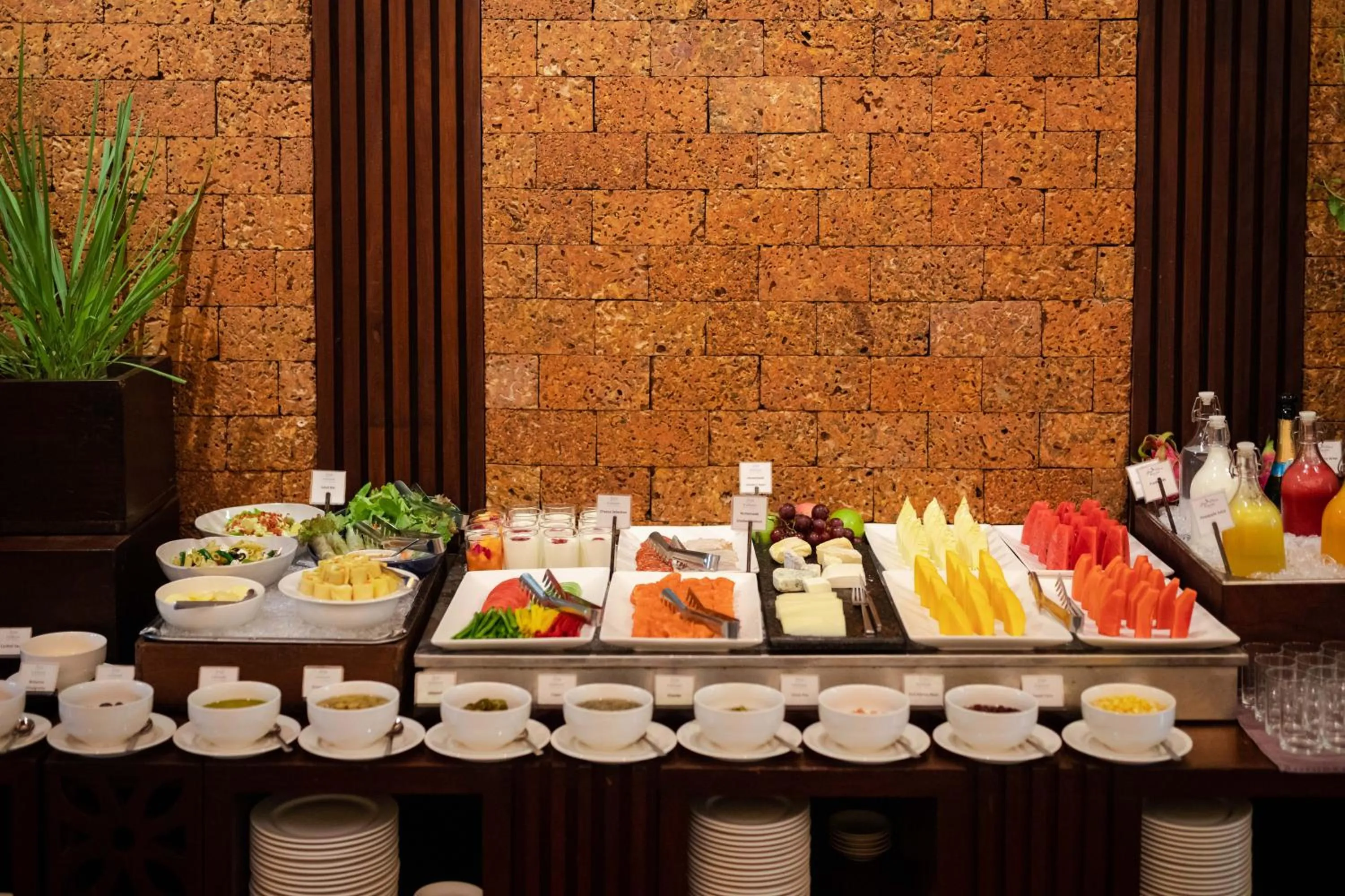 Buffet breakfast in Jaya House River Park Hotel