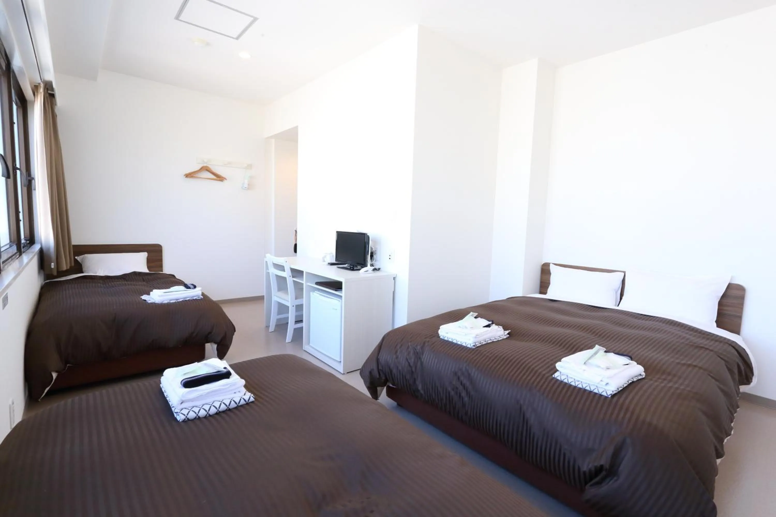 Photo of the whole room, Bed in Oak Hotel Edo