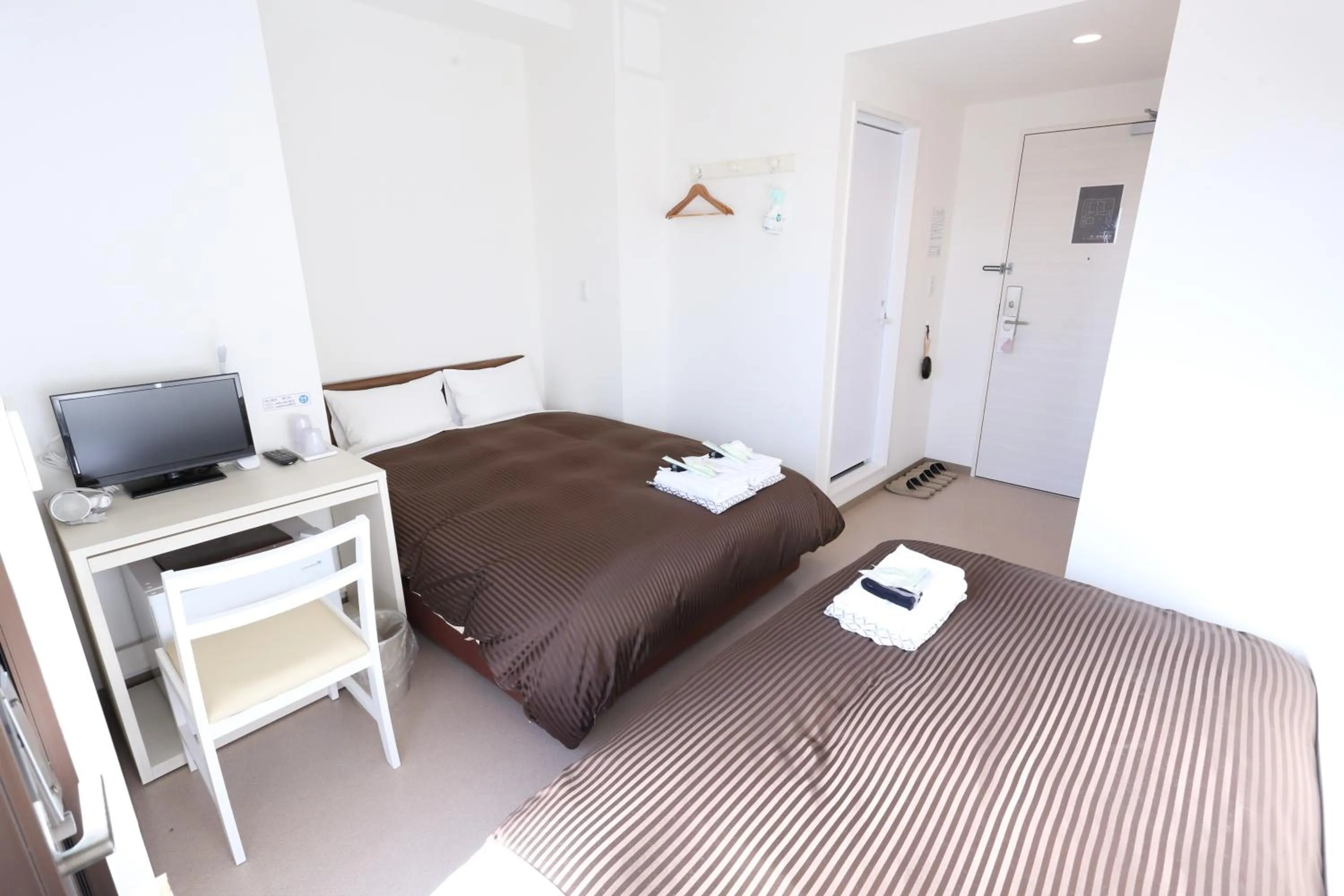 Photo of the whole room, Bed in Oak Hotel Edo