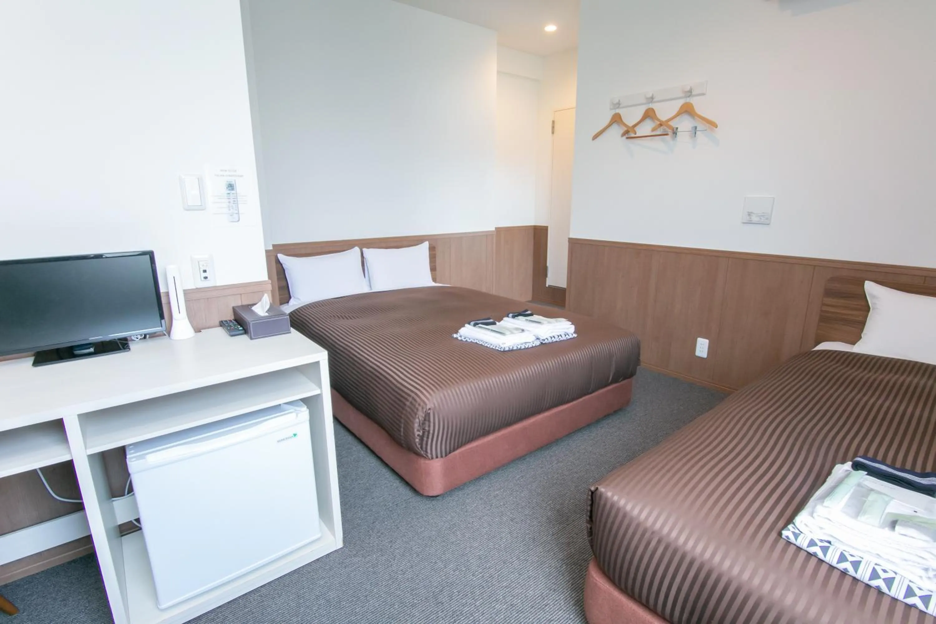 Photo of the whole room, Bed in Oak Hotel Edo