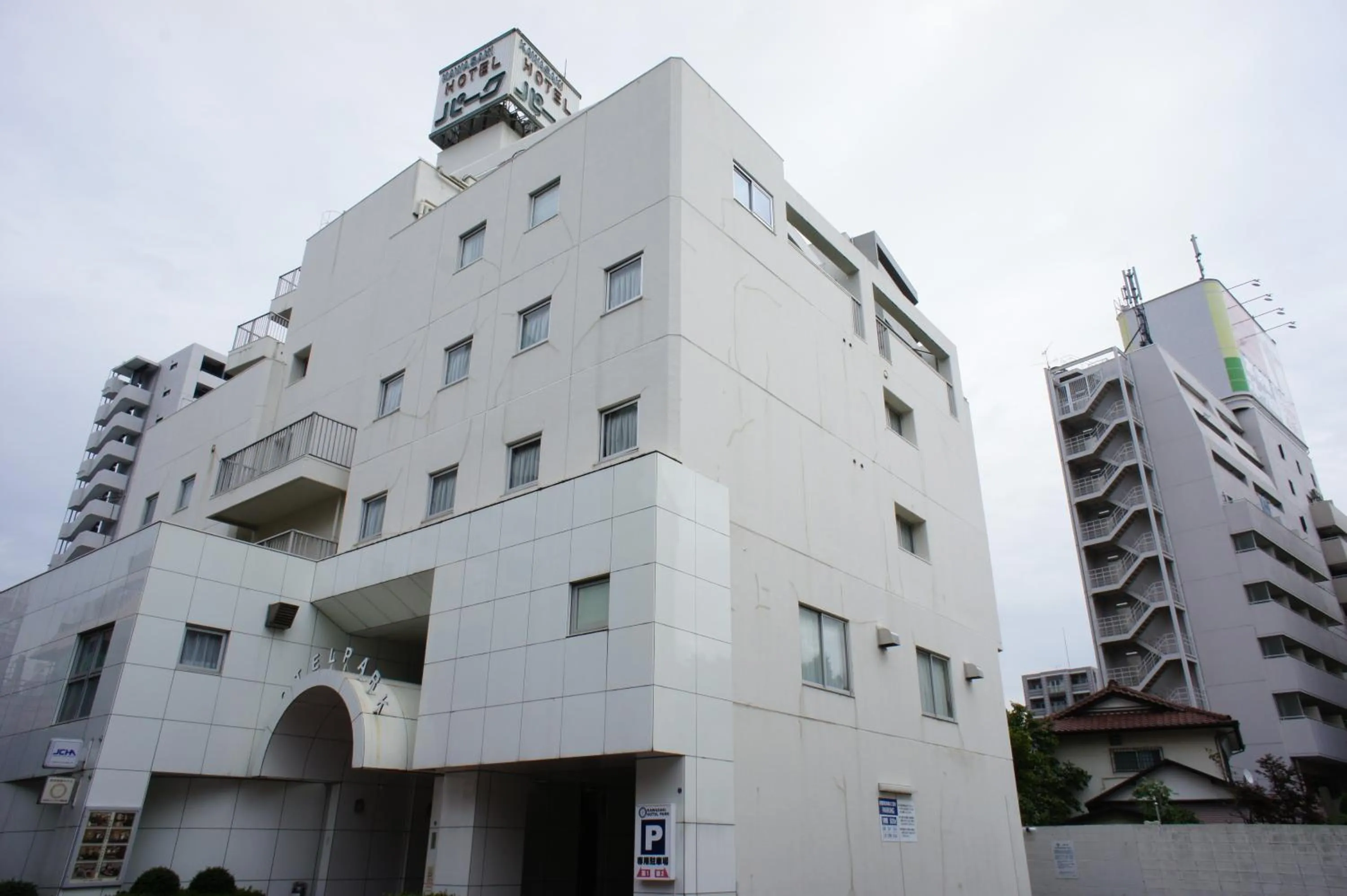 Property building in Kawasaki Hotel Park