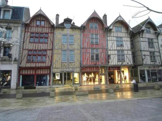 Other in B Hotel Troyes Aéroport