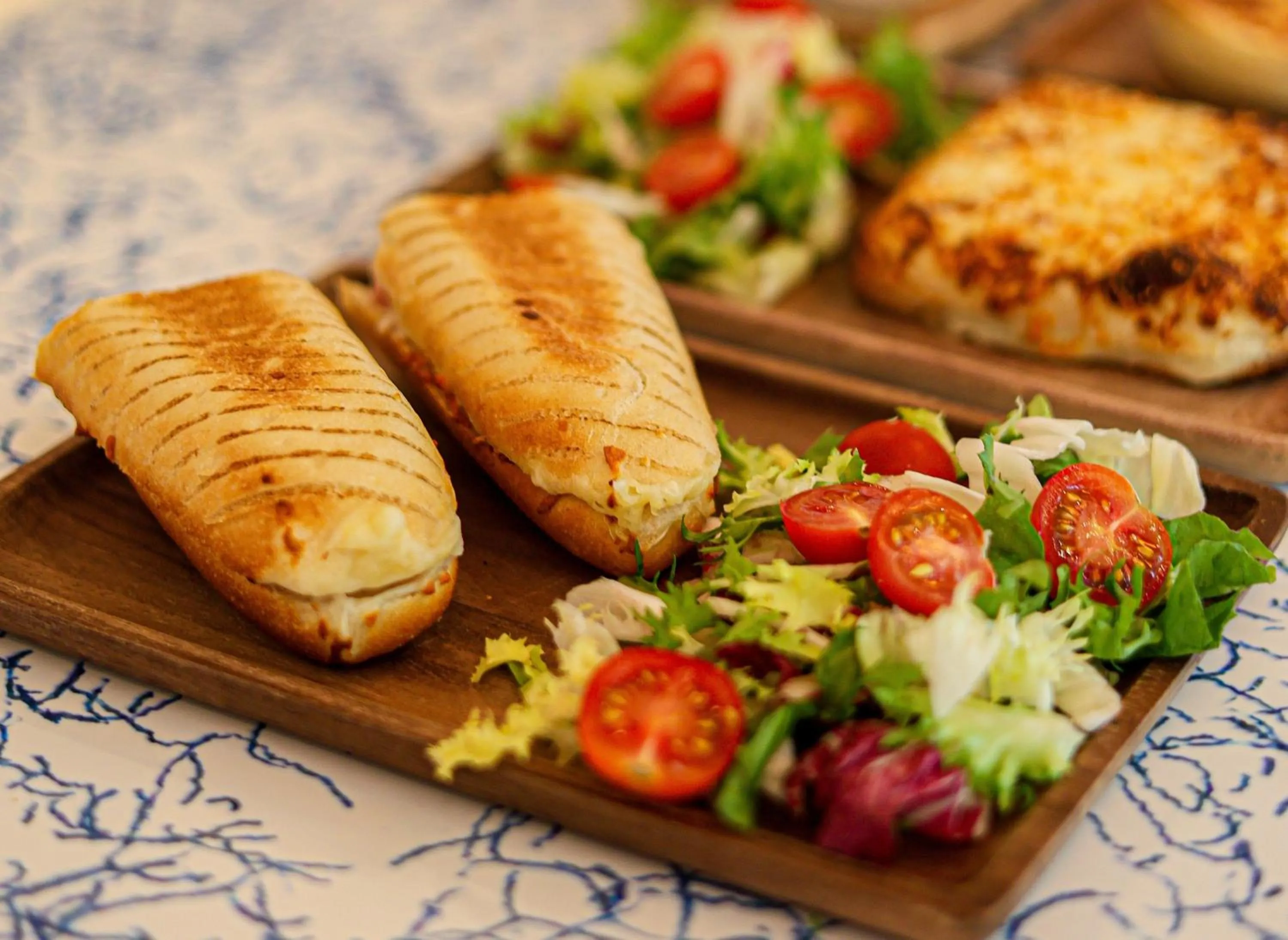 Restaurant/places to eat in Holiday Inn Express & Suites Ghent by IHG