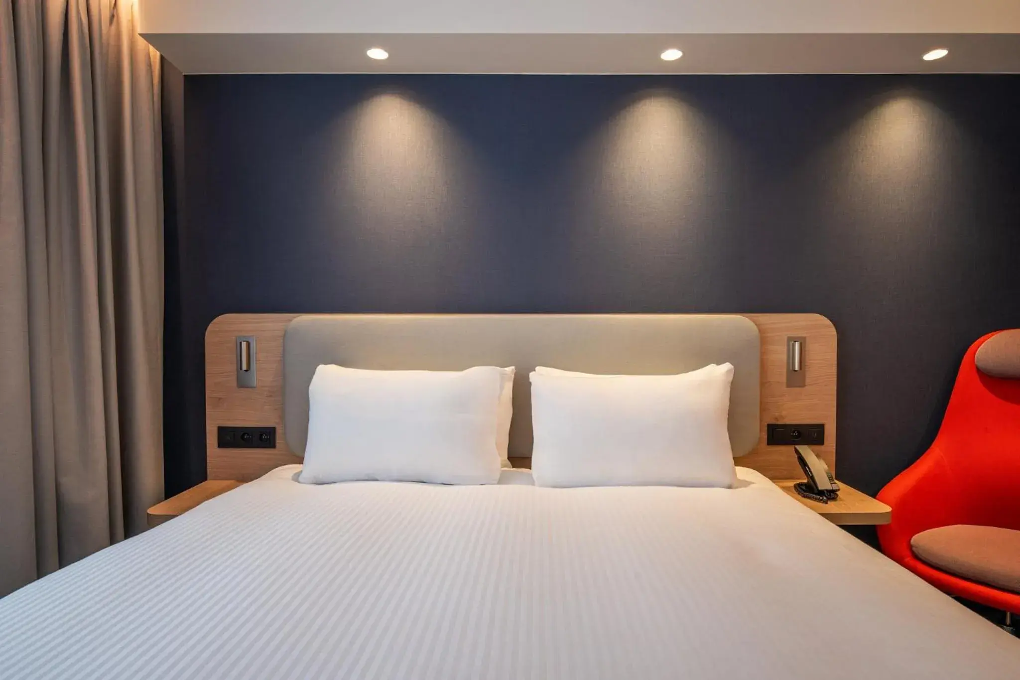 Standard Room in Holiday Inn Express & Suites Ghent by IHG Standard Room in Holiday Inn Express & Suites Ghent by IHG