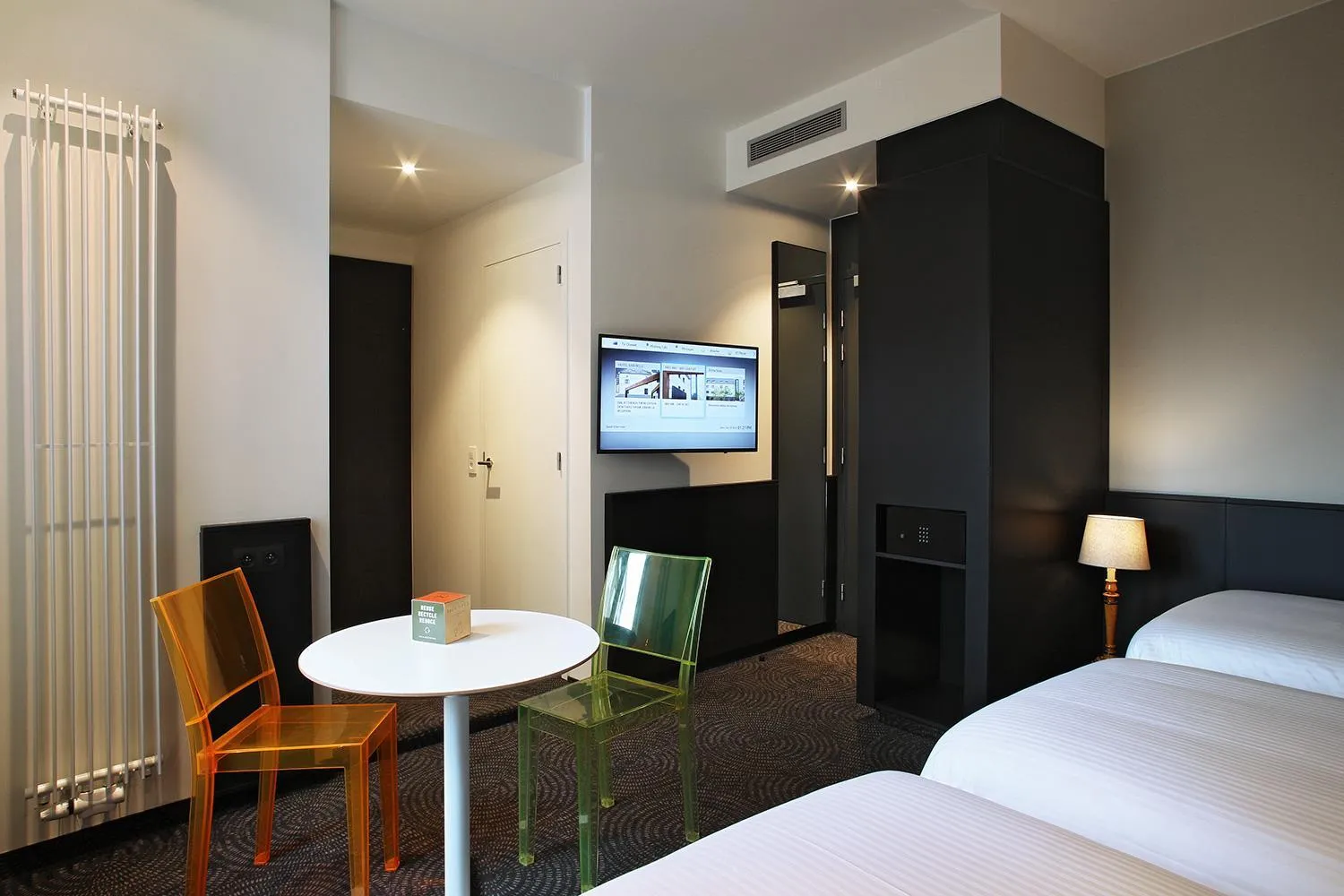 Bedroom, Bed in Hotel Van Belle