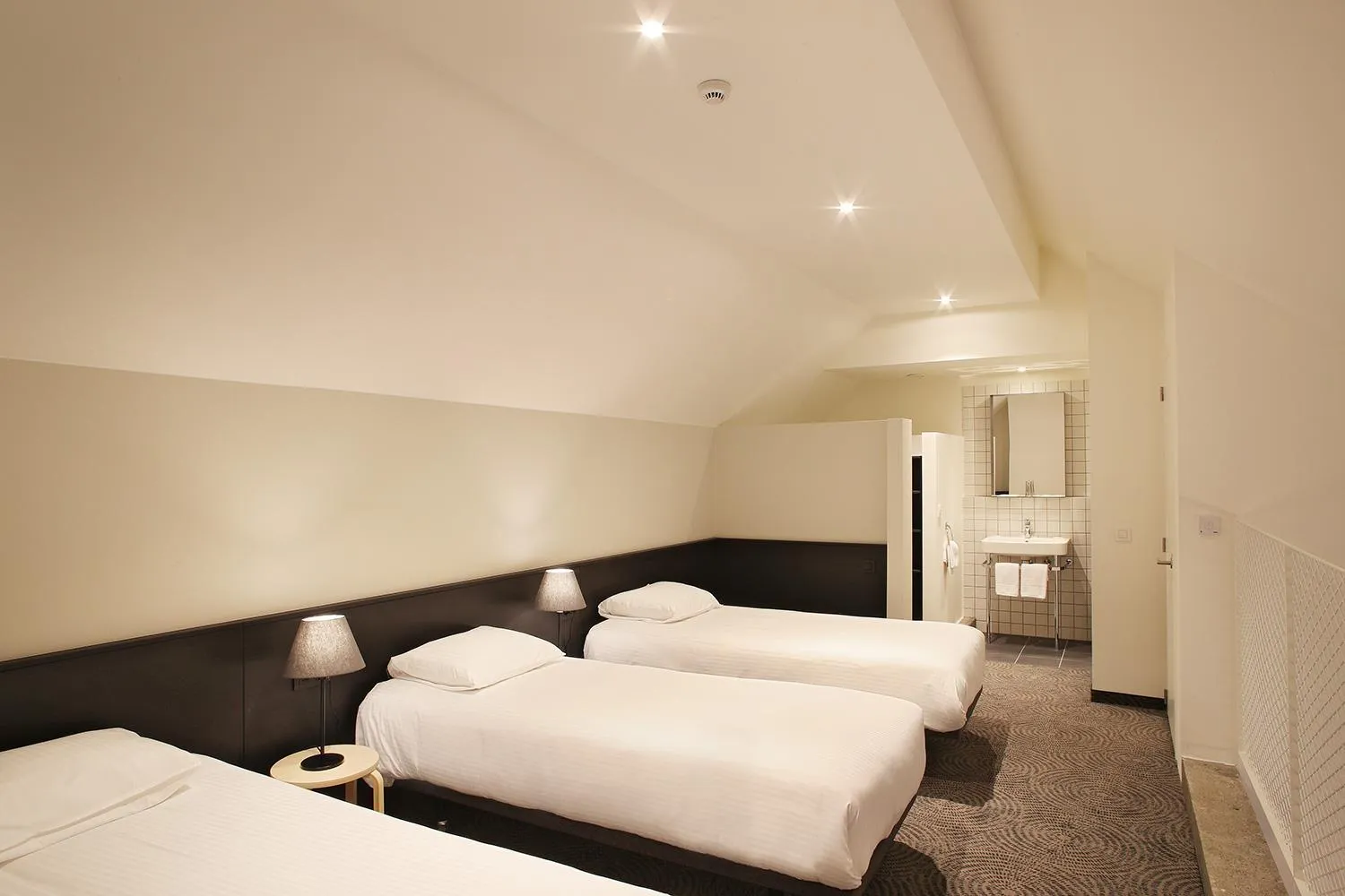 Bed in Hotel Van Belle