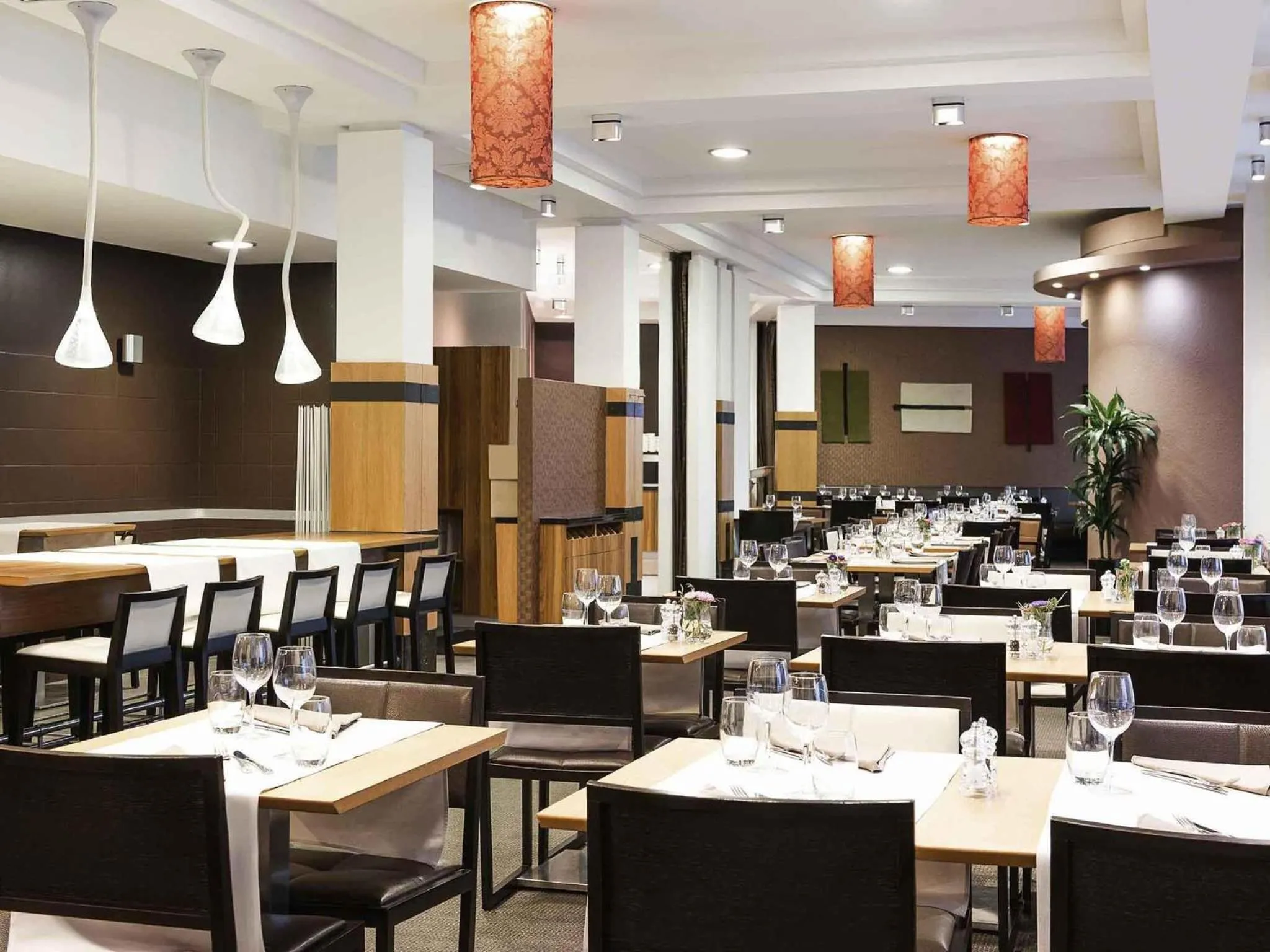 Restaurant/places to eat in Novotel Gent Centrum