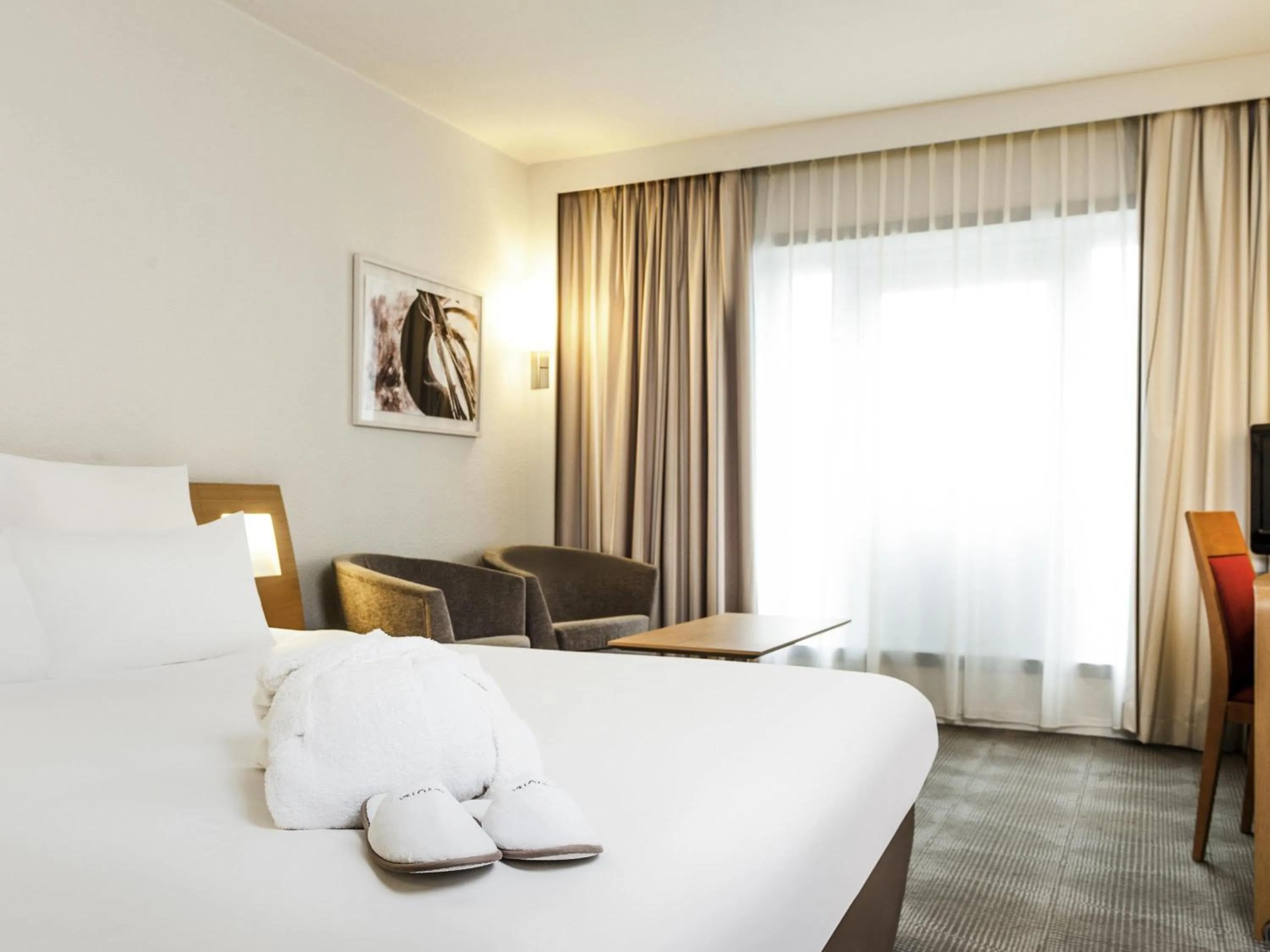 Bedroom, Bed in Novotel Gent Centrum