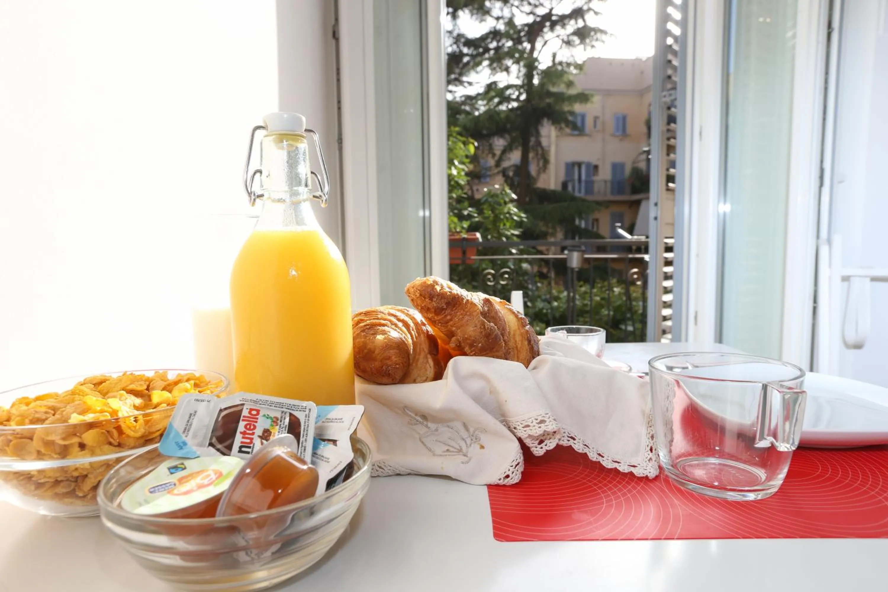 Italian breakfast in Vatican Garden Rooms