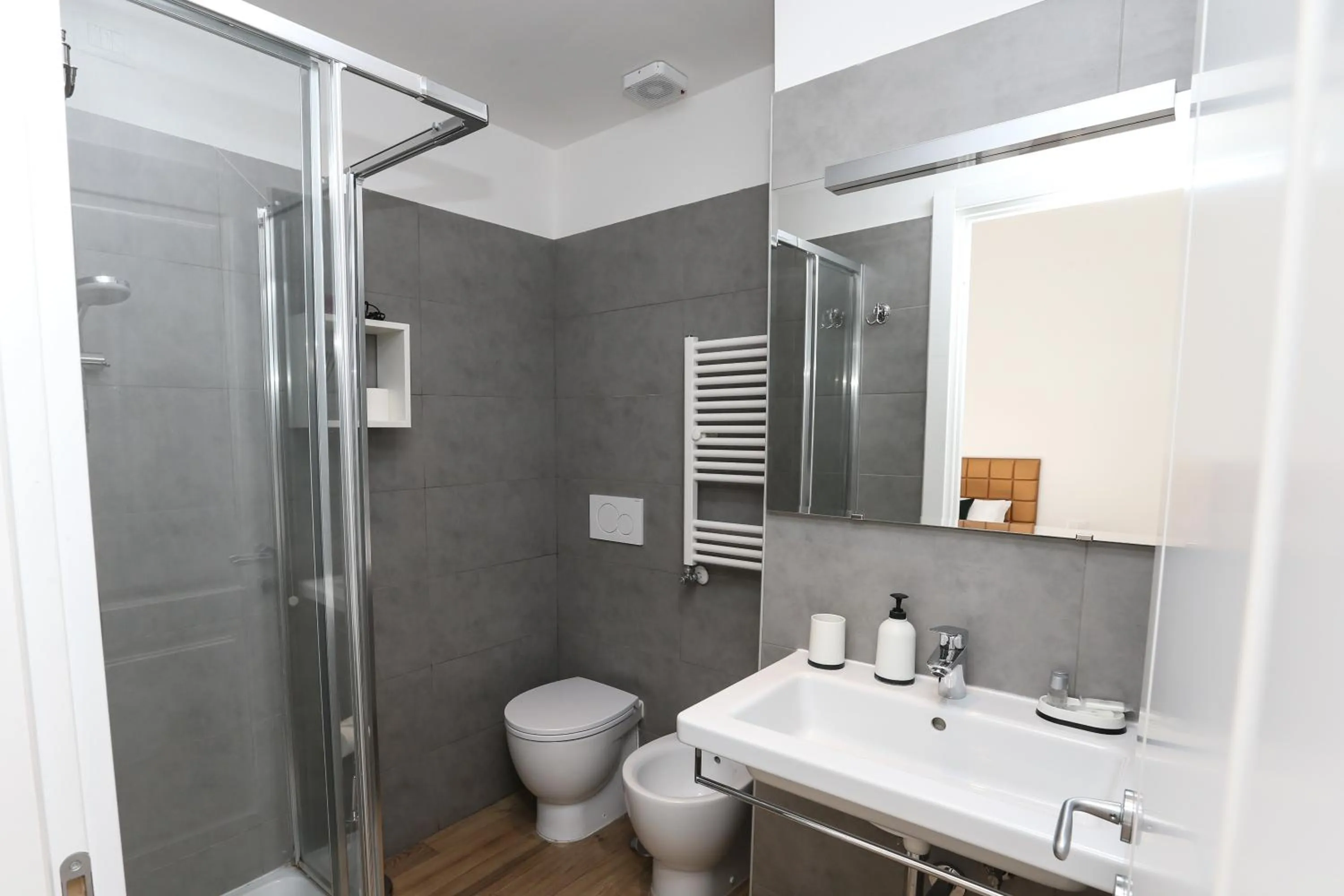 Bathroom in Vatican Garden Rooms