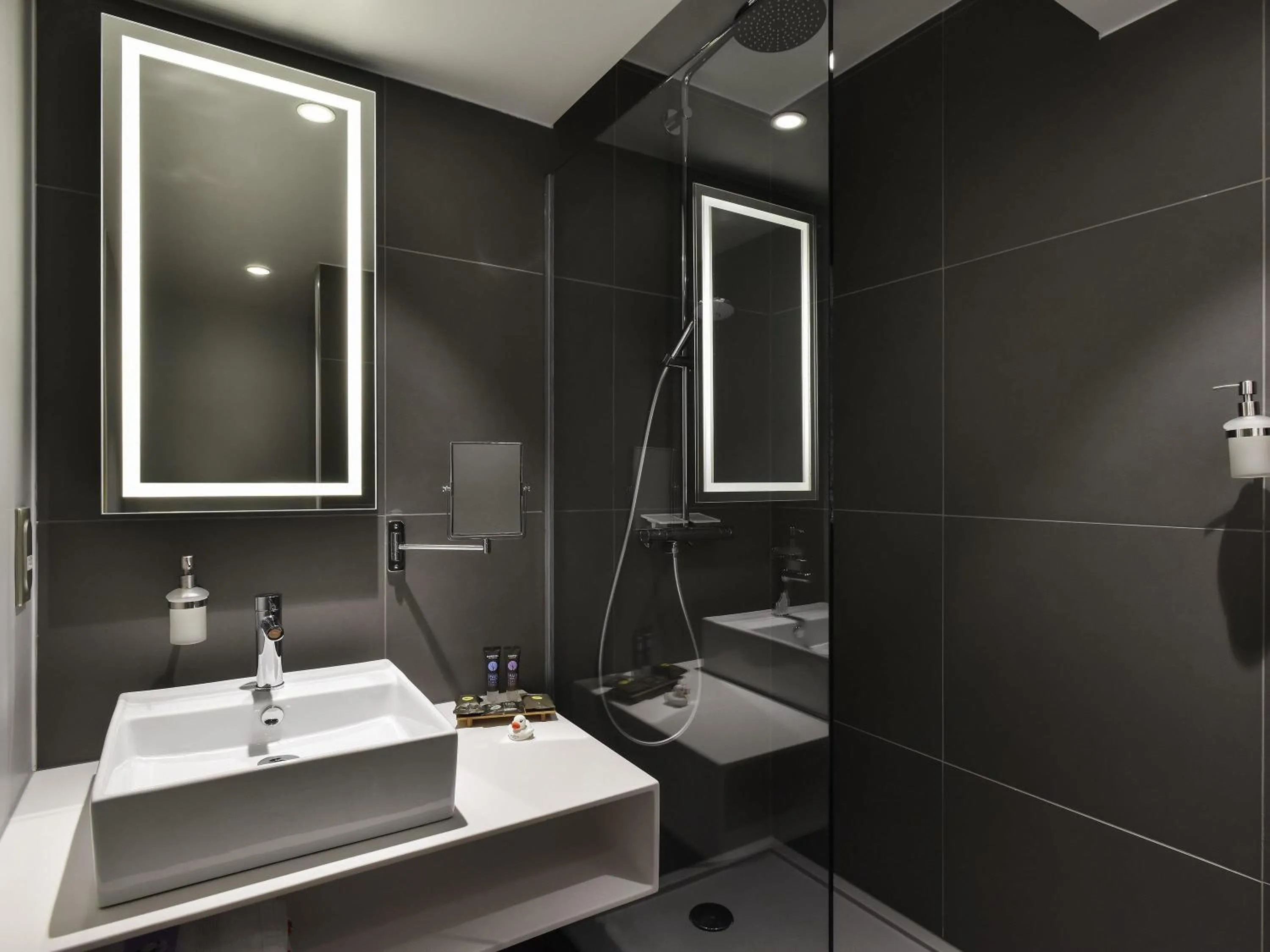 Bedroom in Novotel Wavre Brussels East