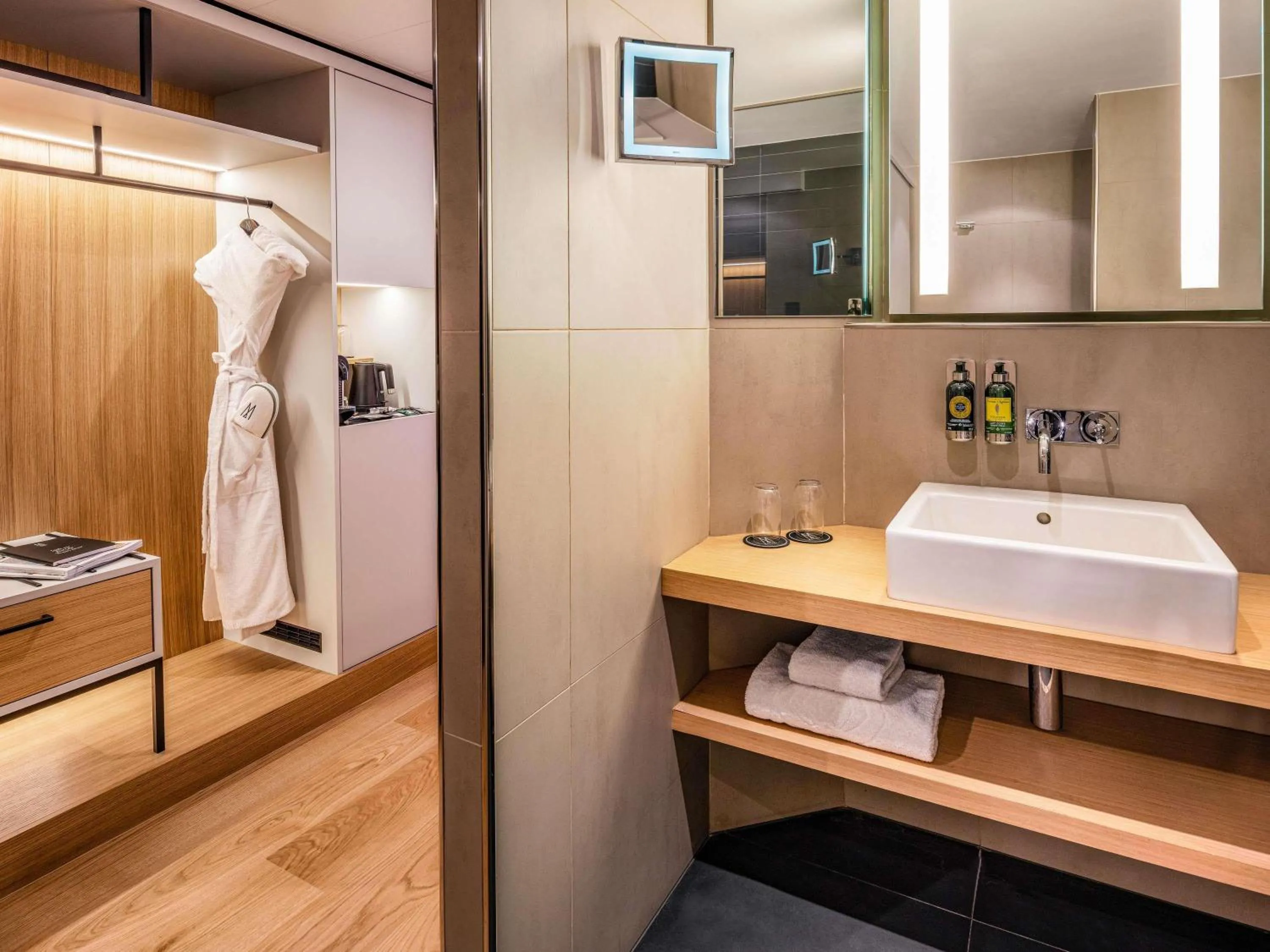 Bedroom in Le Louise Hotel Brussels - MGallery Collection