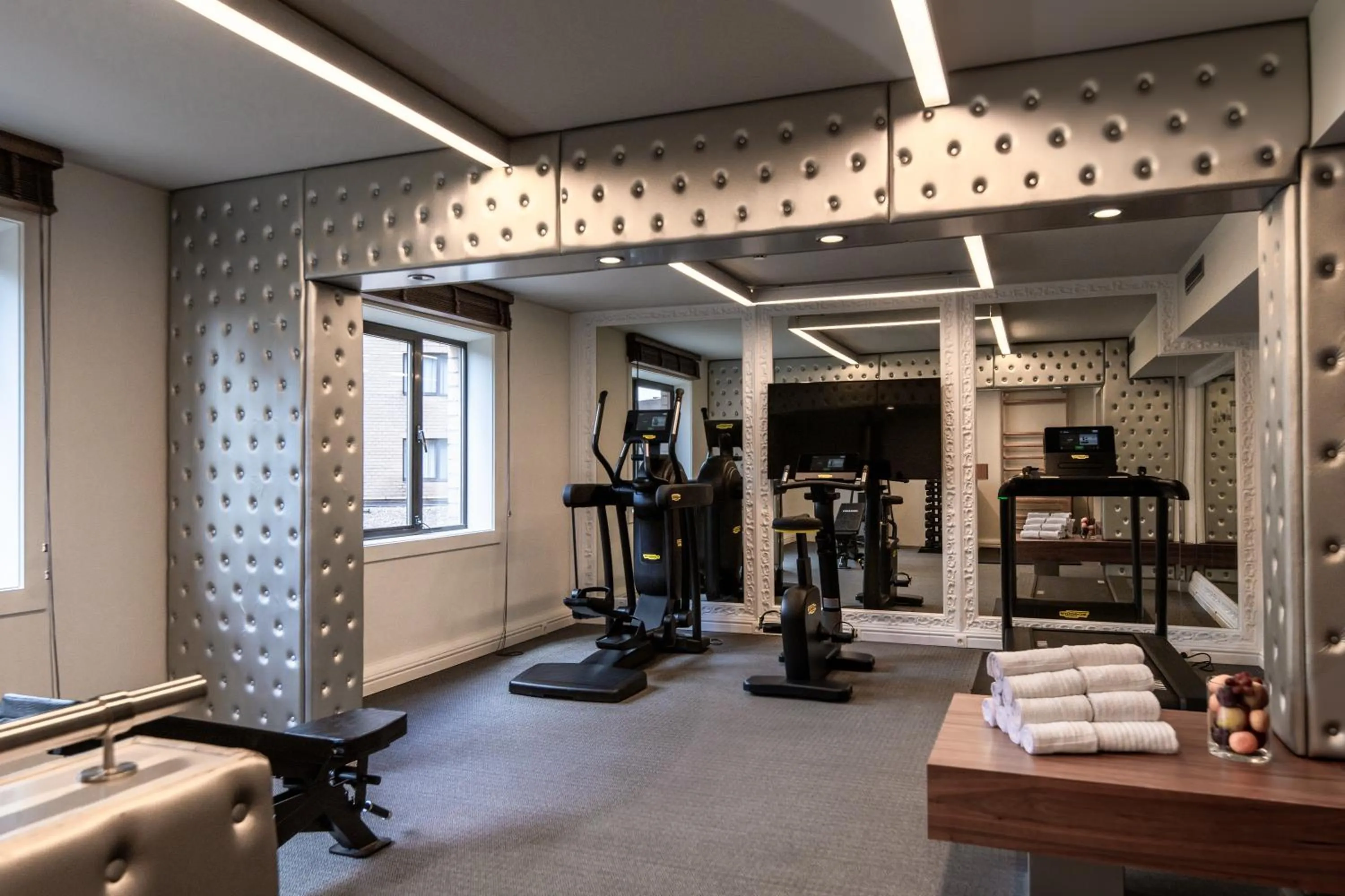 Fitness centre/facilities in Le Louise Hotel Brussels - MGallery Collection