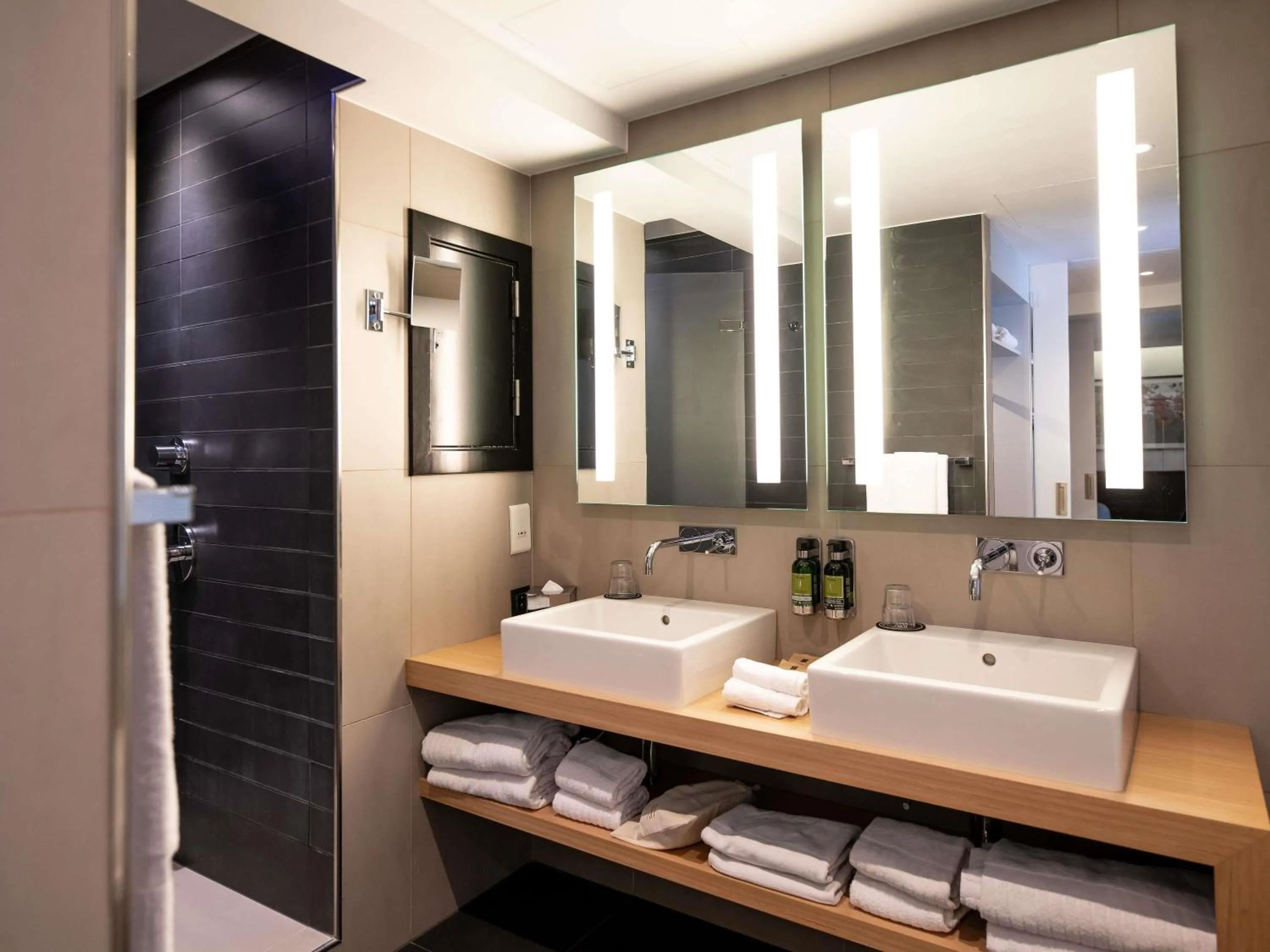 Bedroom in Le Louise Hotel Brussels - MGallery Collection