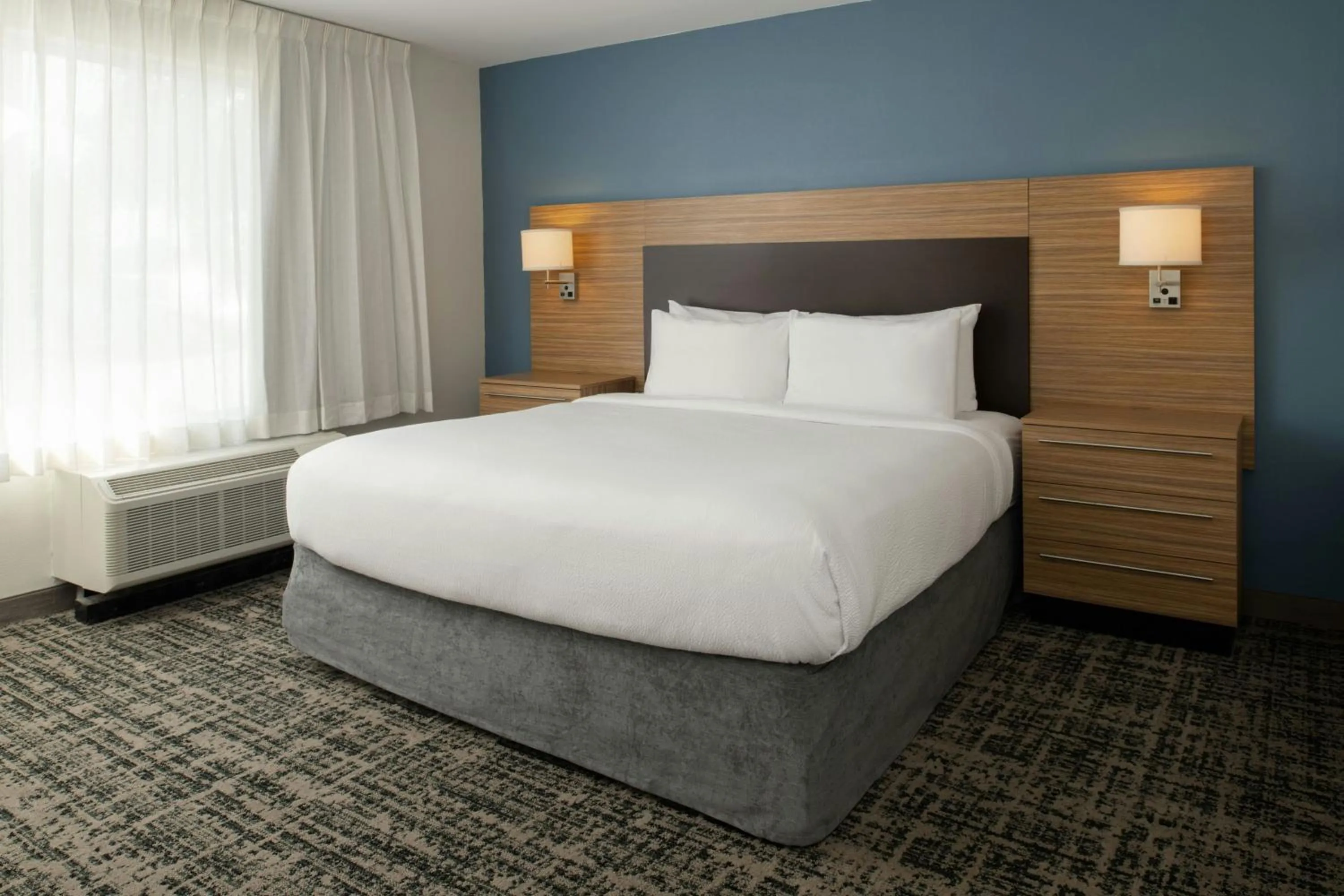 Photo of the whole room, Bed in TownePlace Suites by Marriott Lakeland