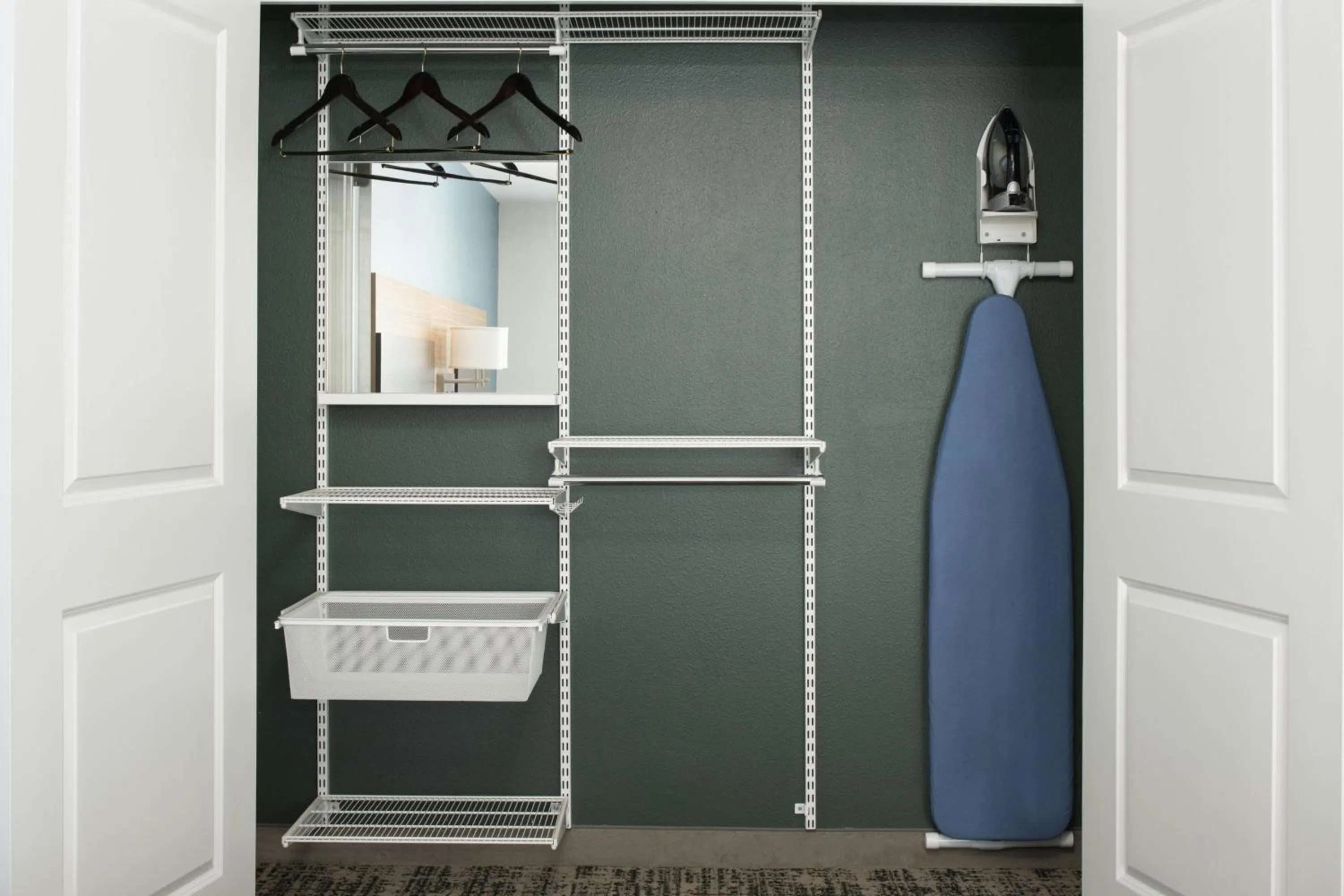 Photo of the whole room in TownePlace Suites by Marriott Lakeland