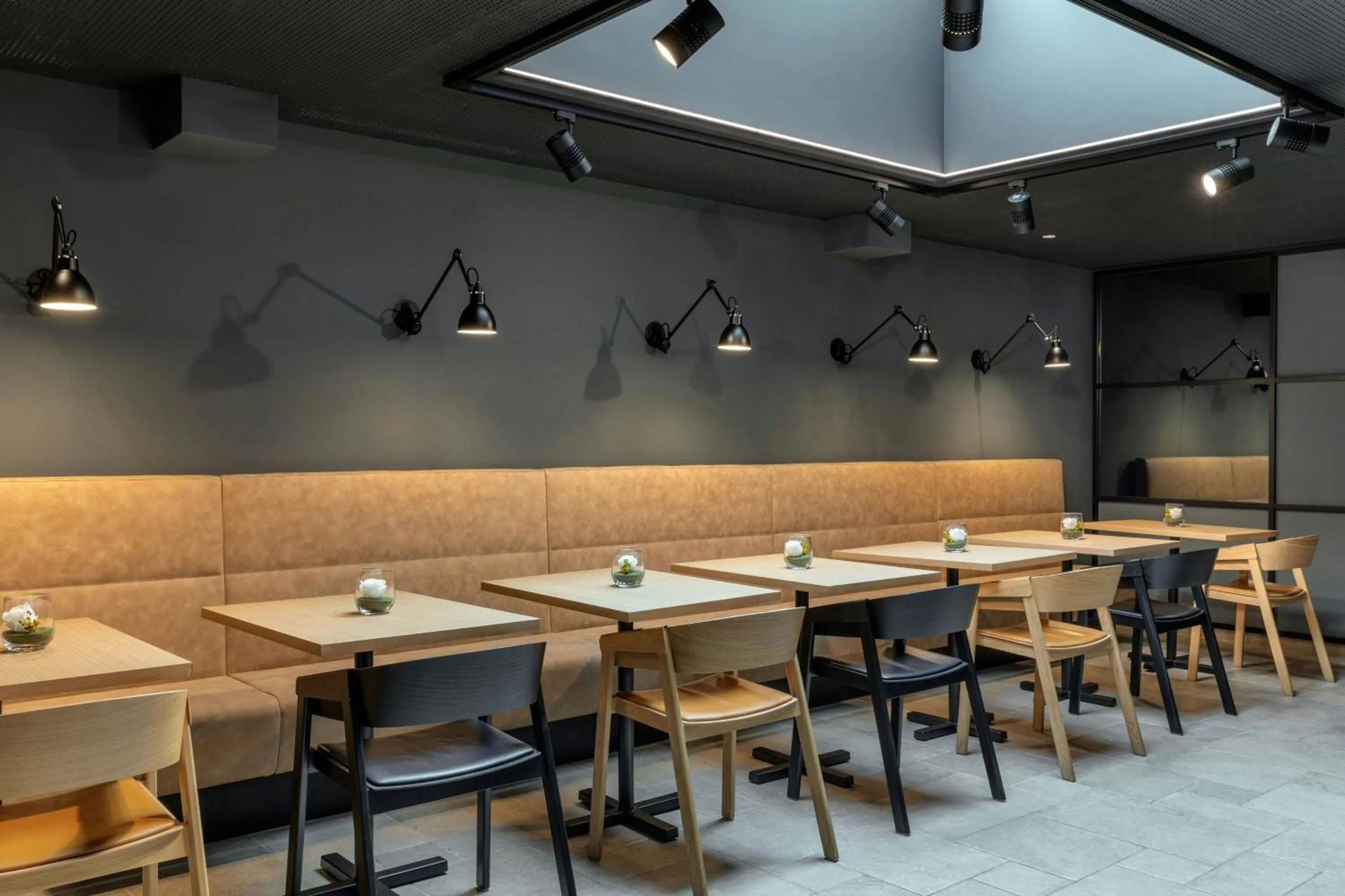 Restaurant/places to eat in Courtyard by Marriott Brussels EU