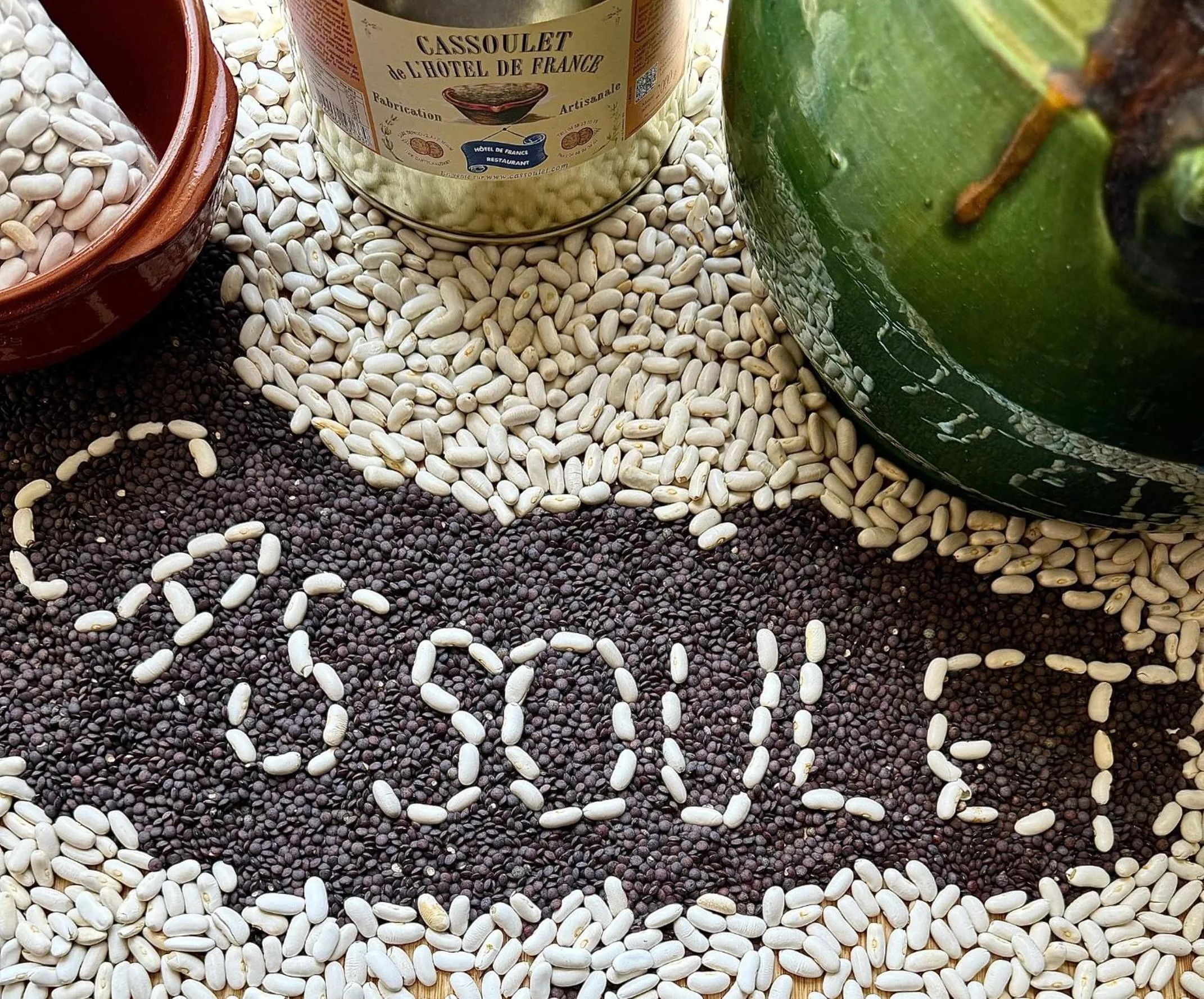 On-site shops in Hôtel Restaurant de France