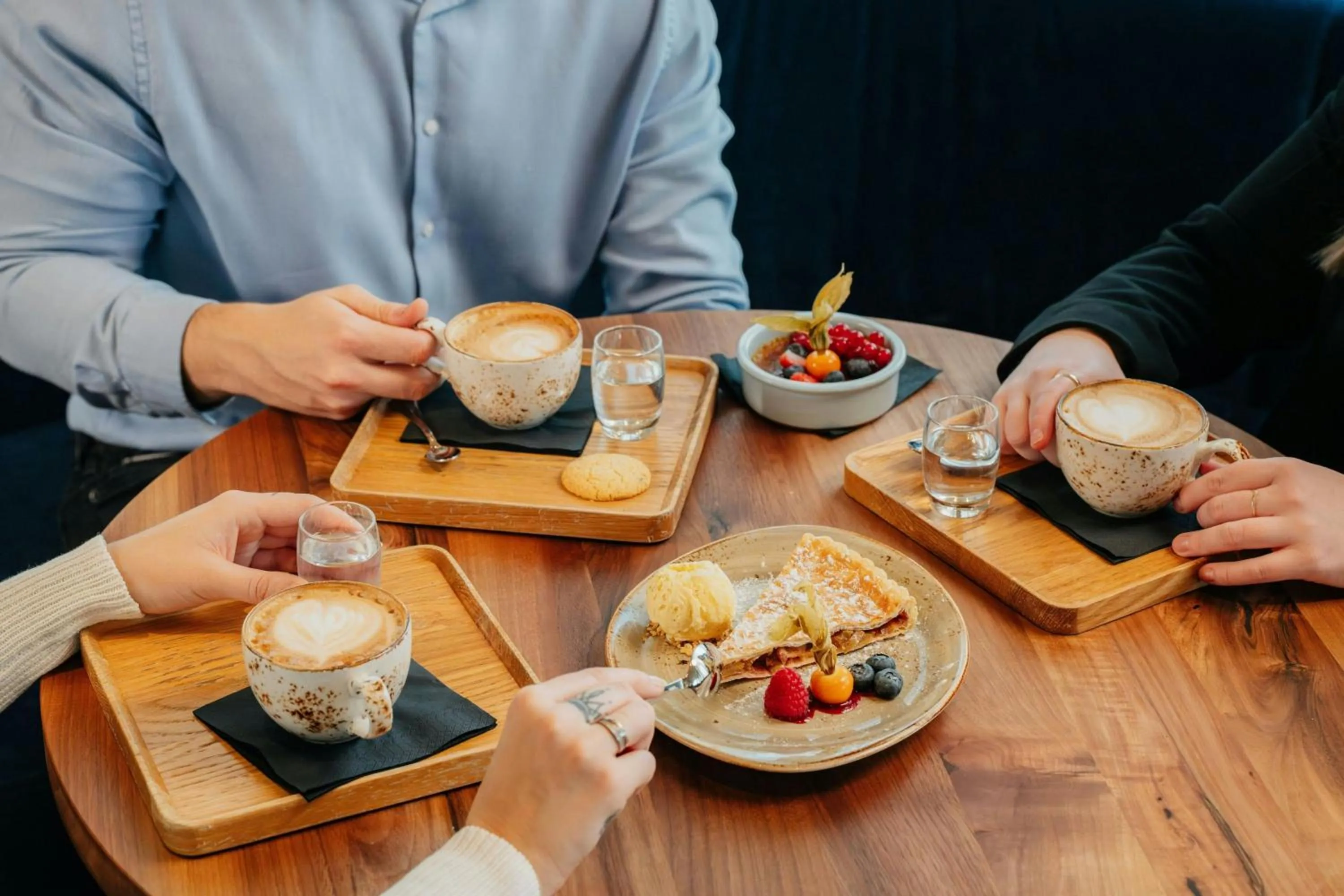 Lounge or bar in Courtyard by Marriott Brno