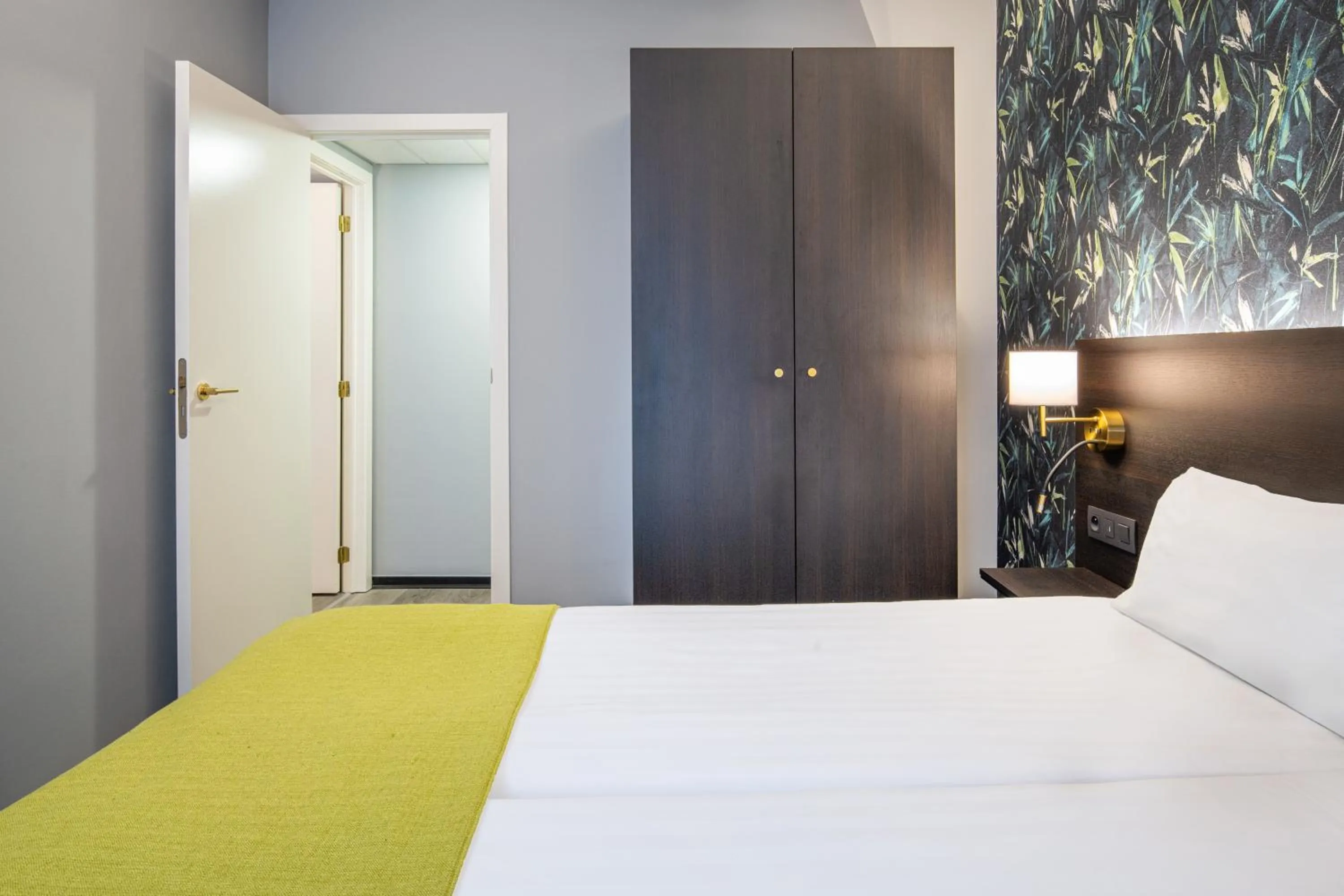 Bedroom, Bed in Thon Hotel Residence Parnasse Aparthotel