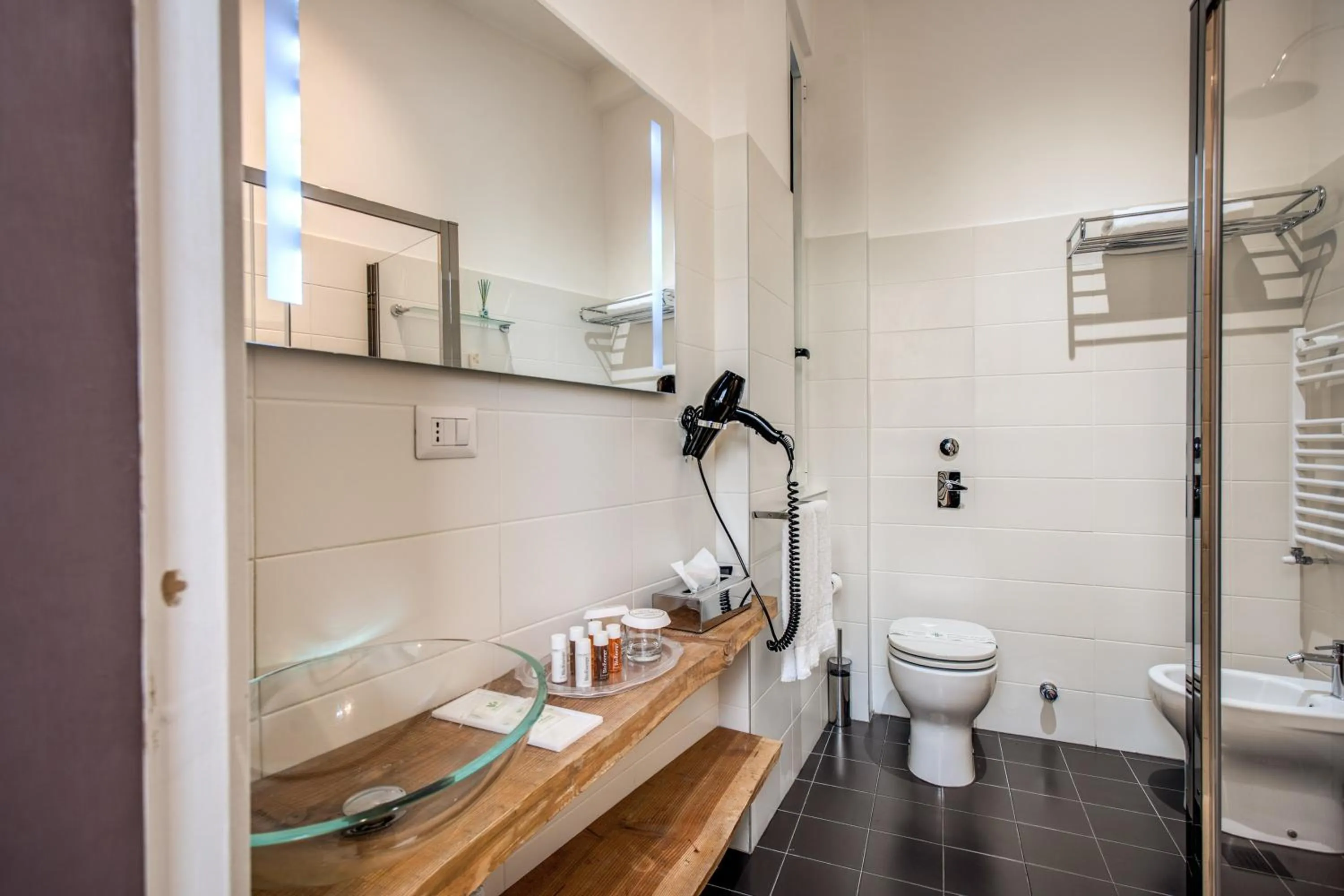 Bathroom in Suite Santa Tecla