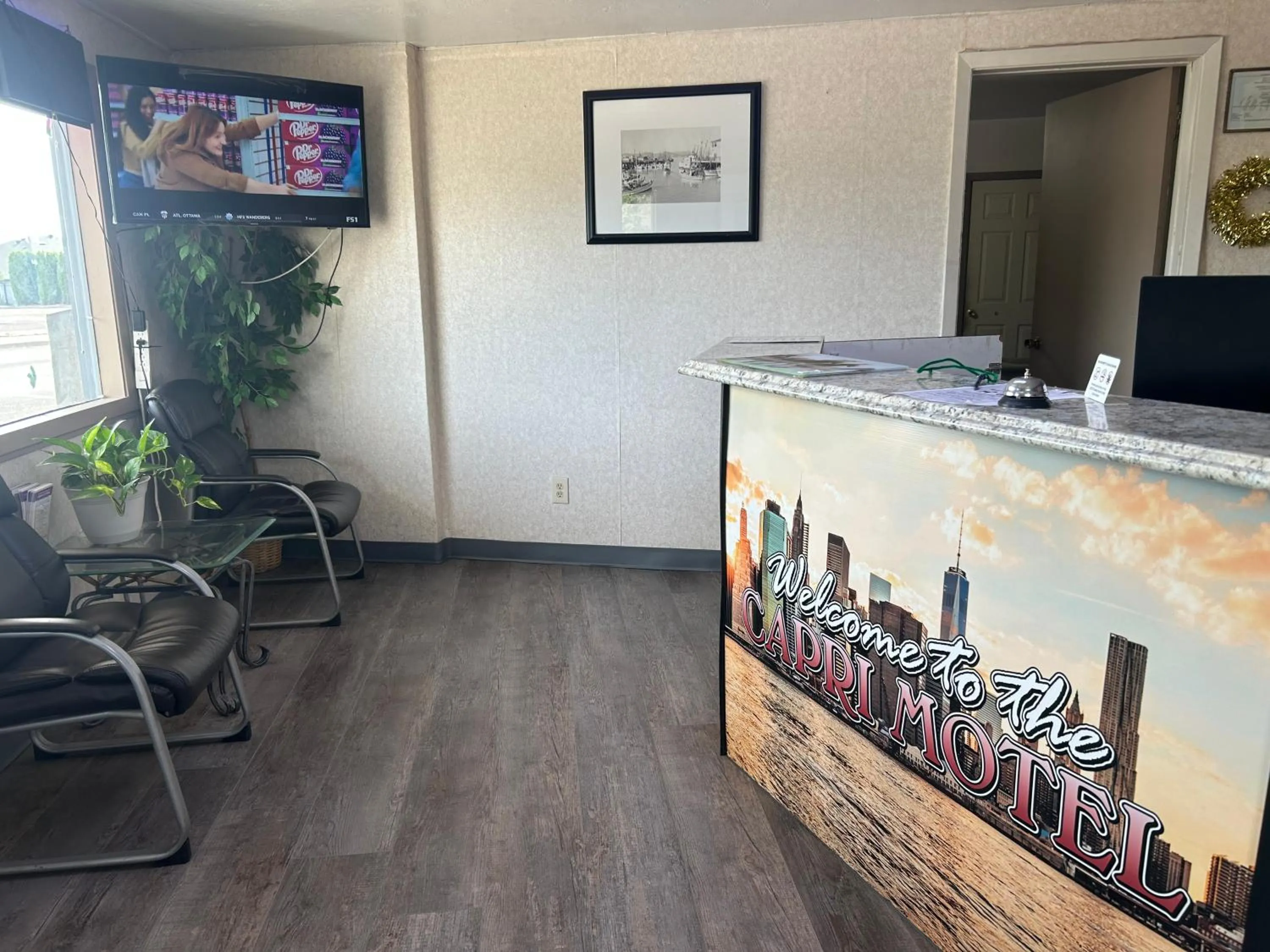 Lobby or reception in Capri Motel By Belvilla Walla Walla US 12