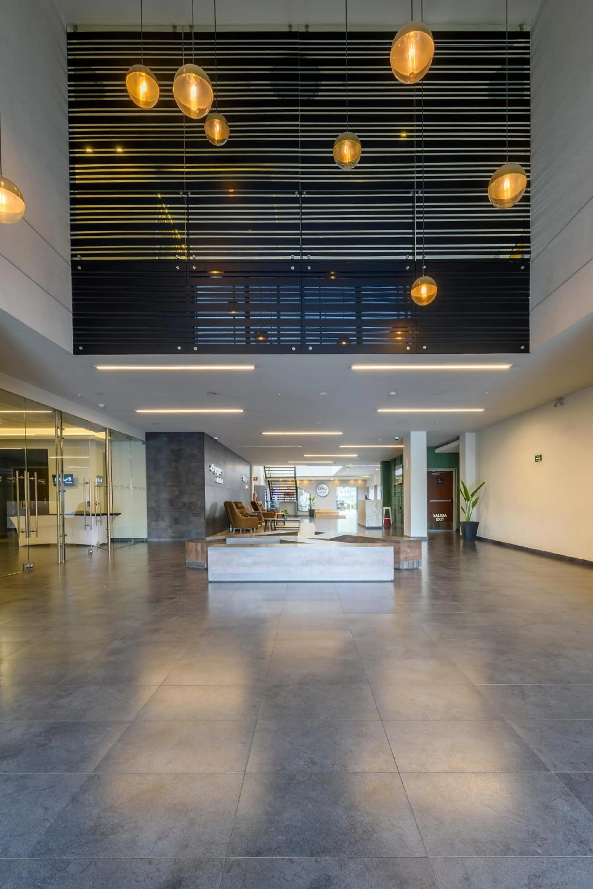 Lobby or reception in City Express Junior by Marriott Bogota Aeropuerto