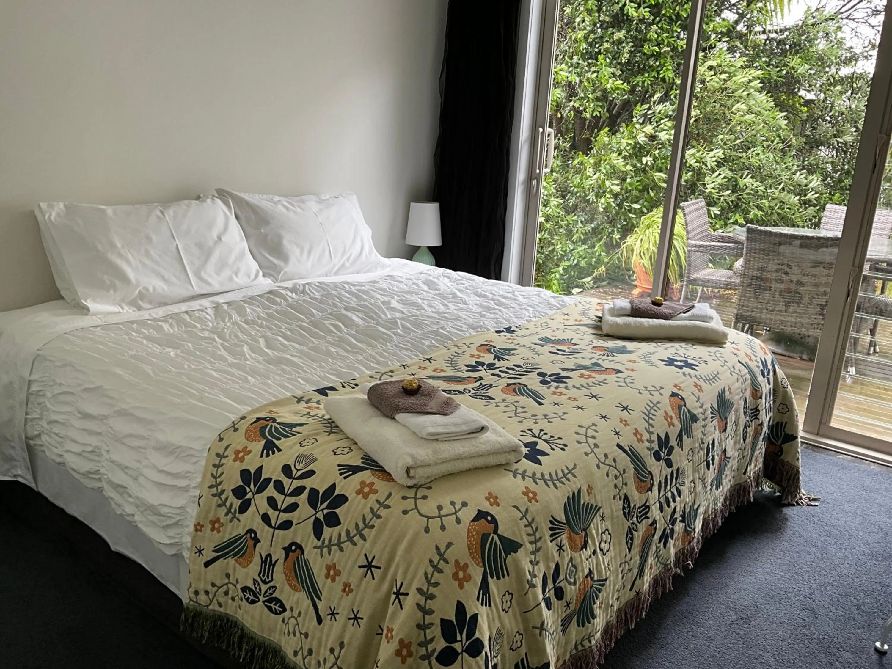 Bed in Jennie's In Whitianga