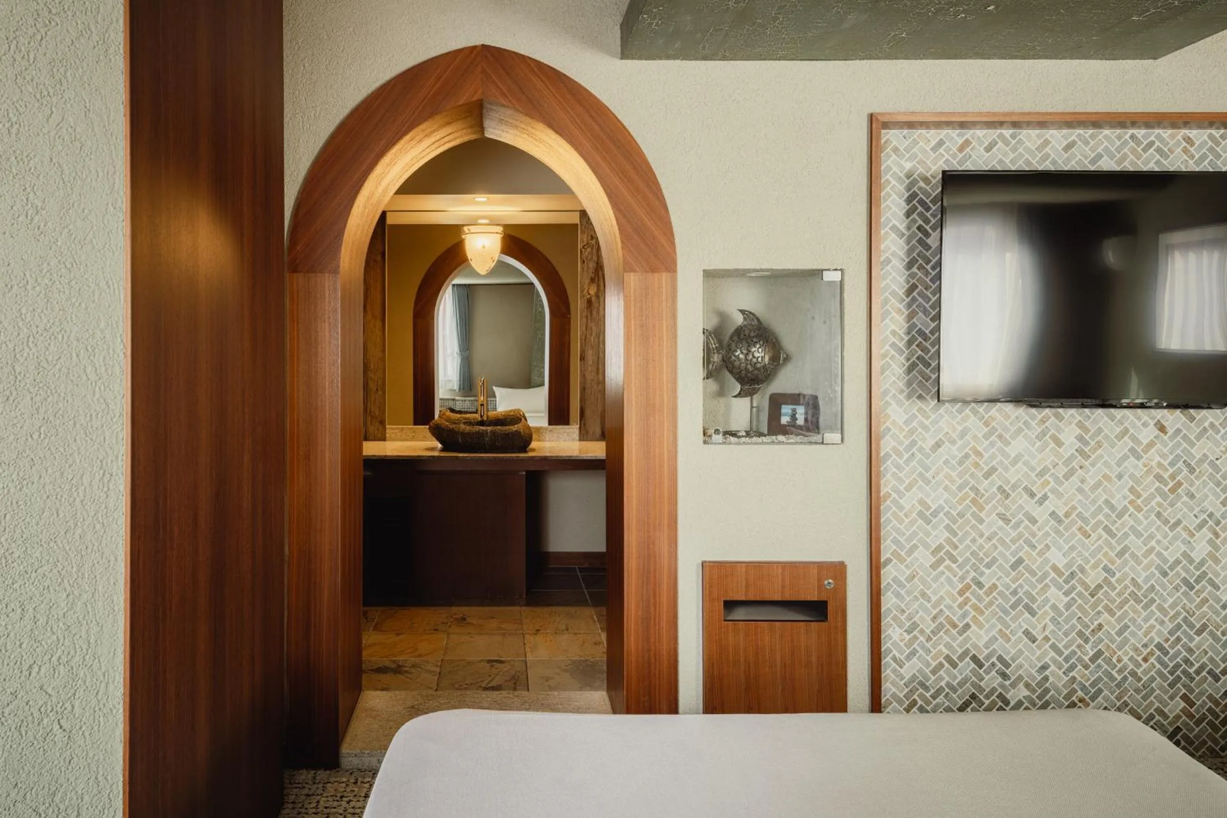 Bed in Nesthotel alt Kawasaki Station