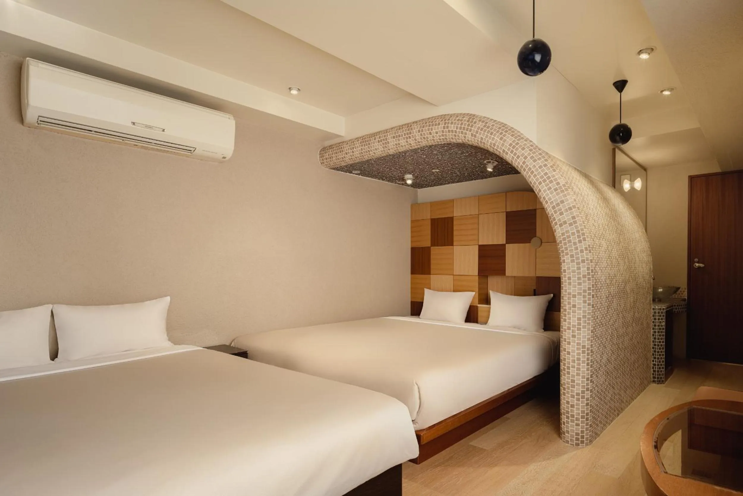 Bed in Nesthotel alt Kawasaki Station