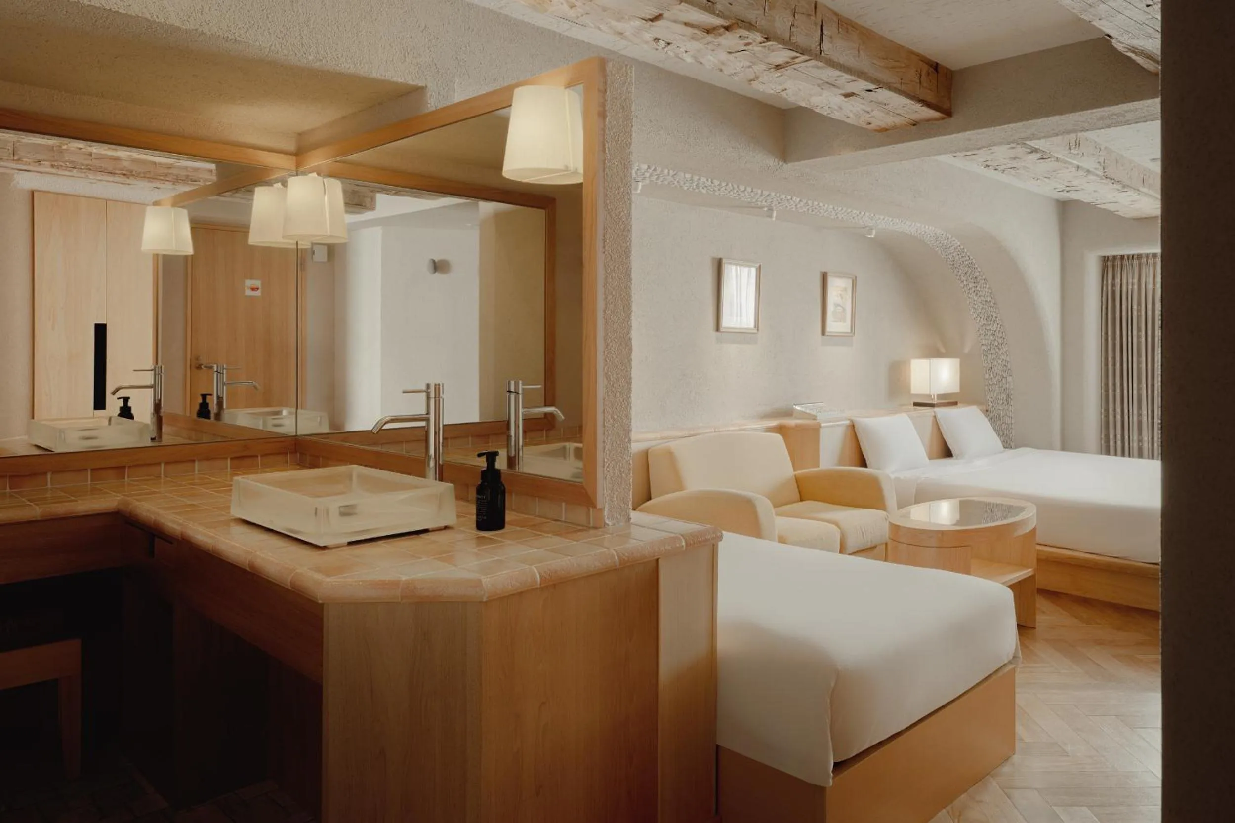 Bed in Nesthotel alt Kawasaki Station