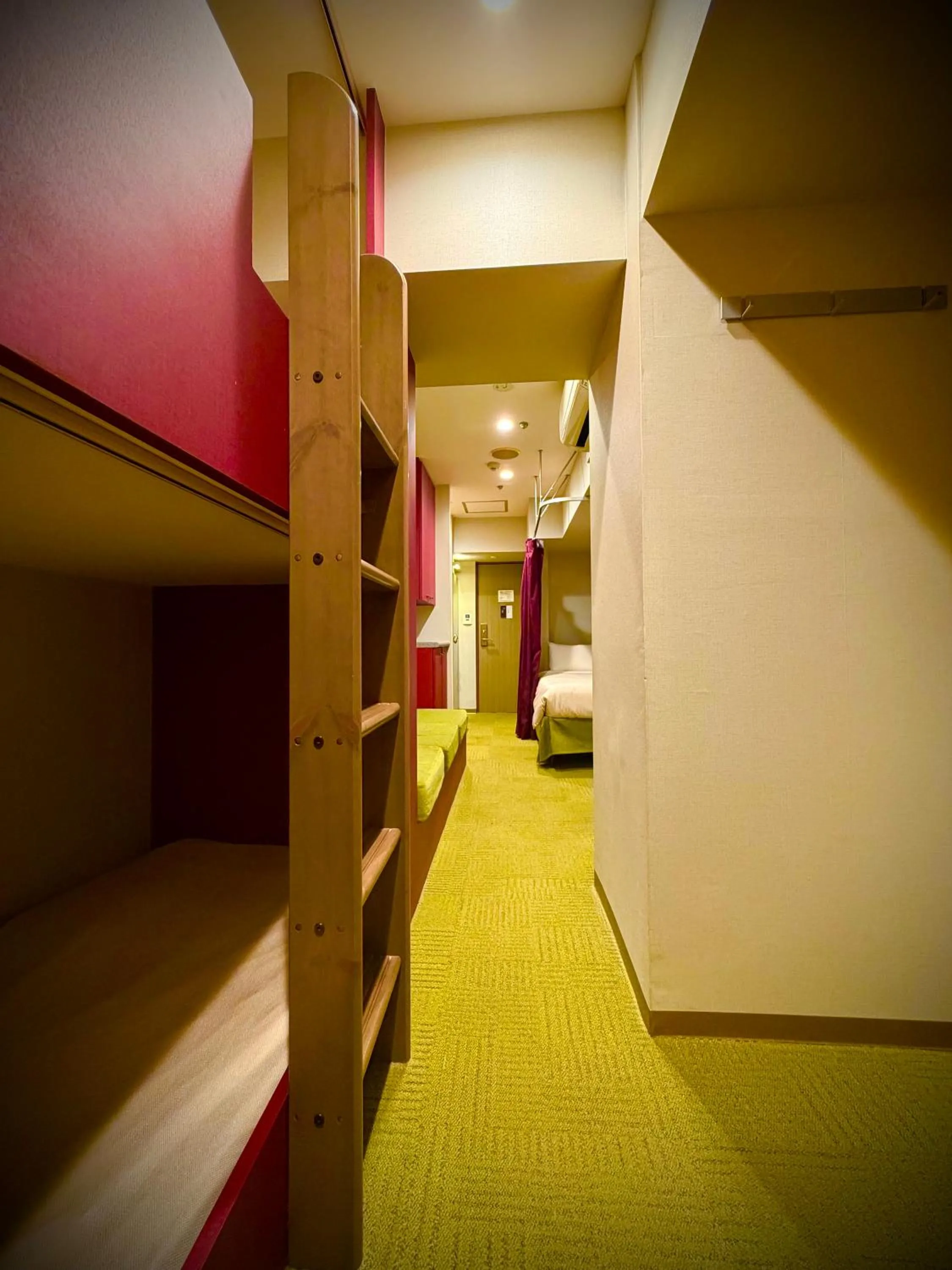 Bed in Nesthotel alt Kawasaki Station